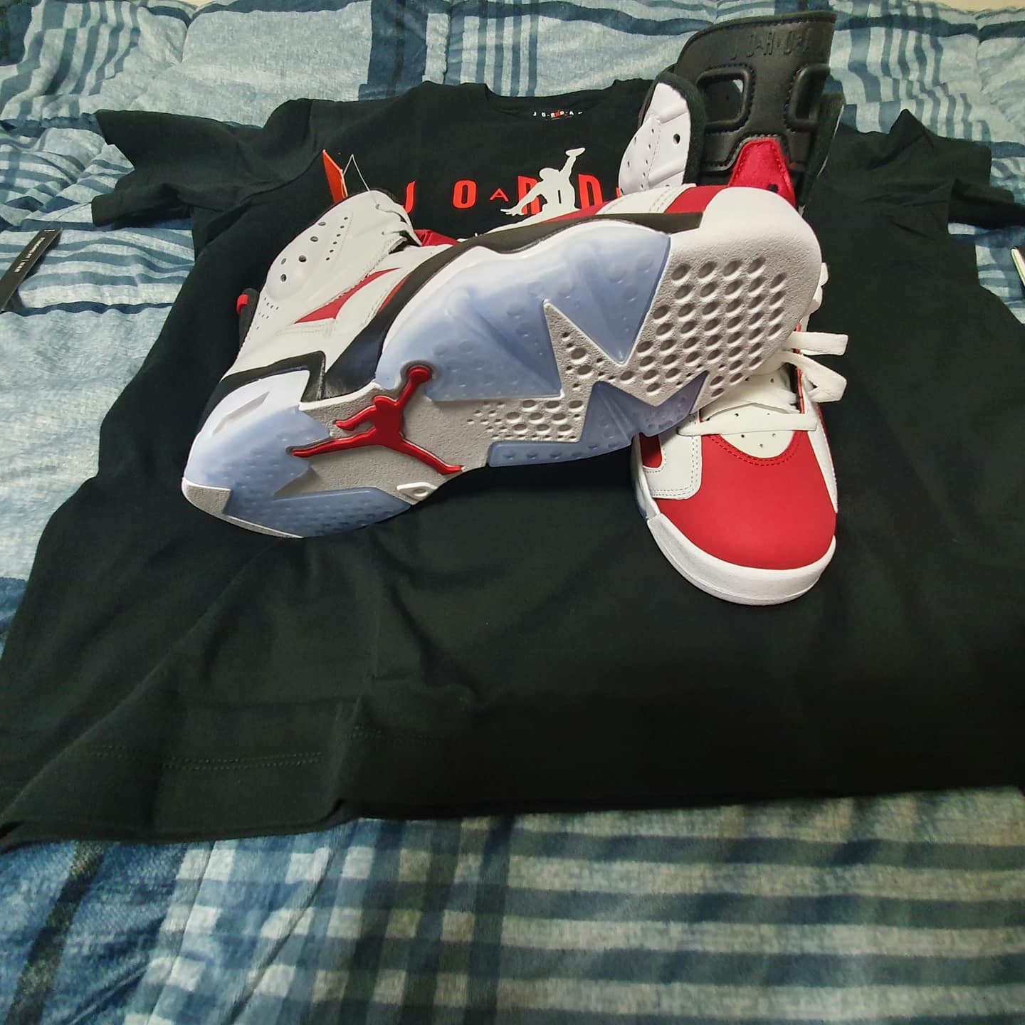 Jordan 6 Retro Carmine 2021 착용 스타일 - 3
