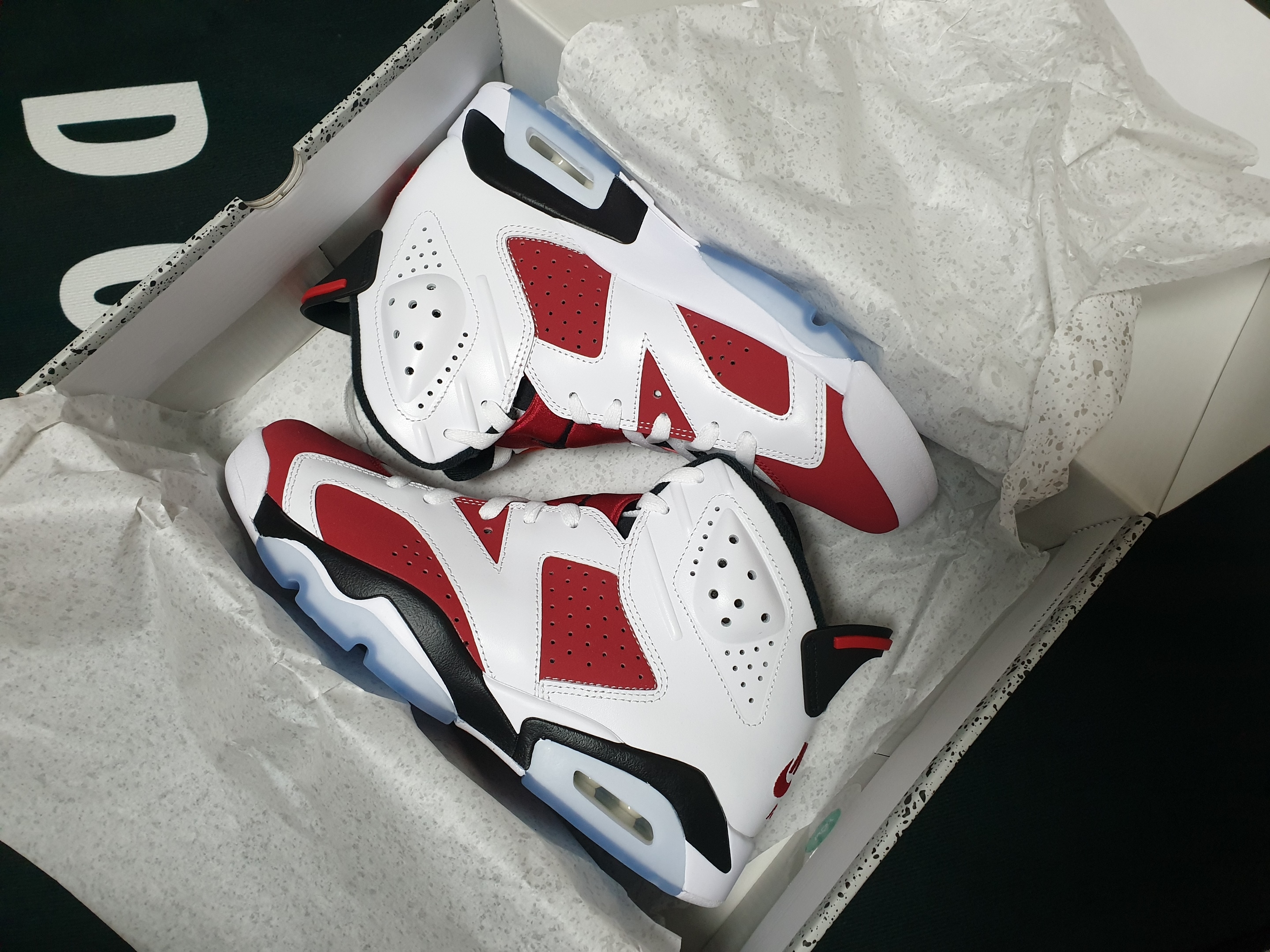 Jordan 6 Retro Carmine 2021 착용 스타일