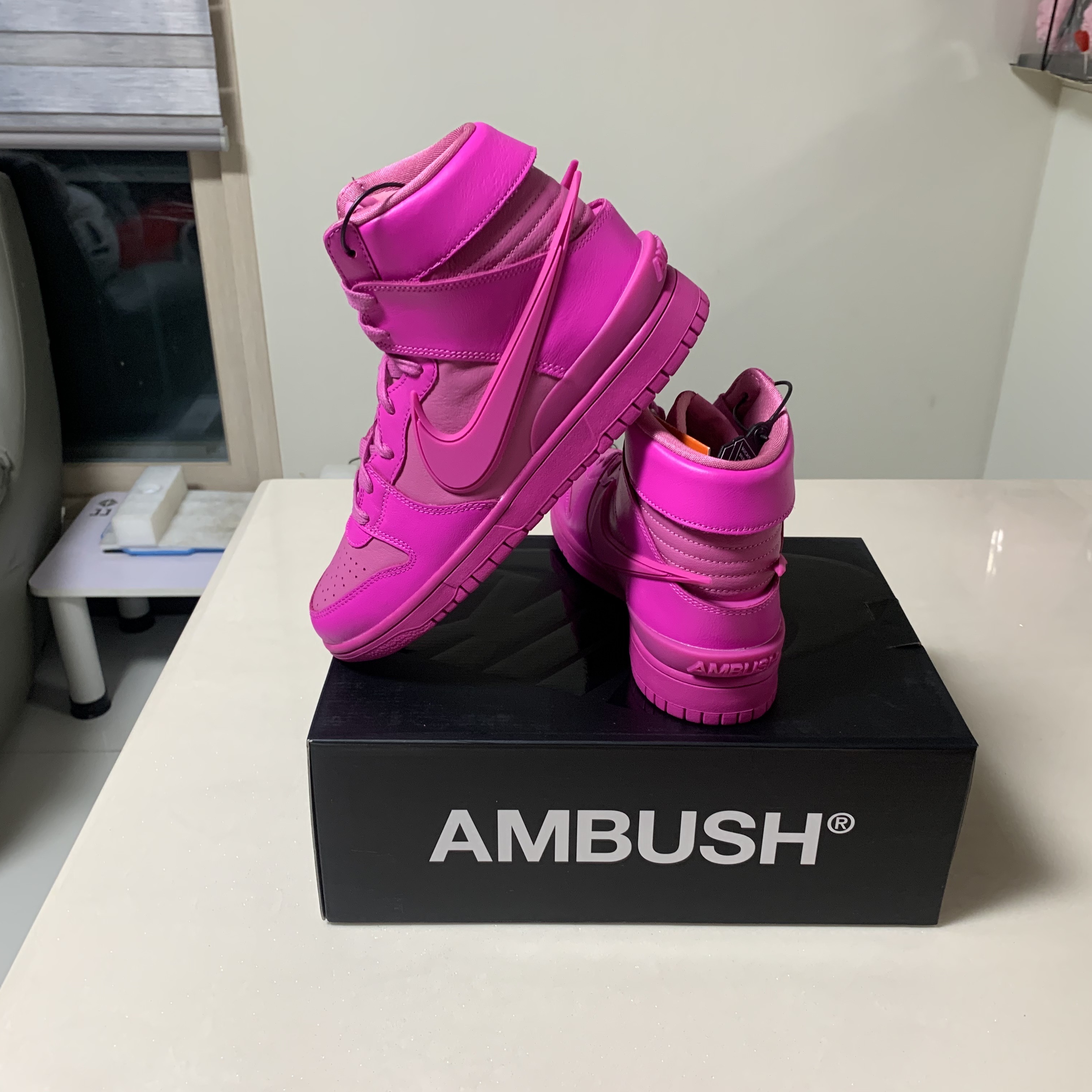 Nike x Ambush Dunk High Cosmic Fuchsia 착용 스타일 - 5