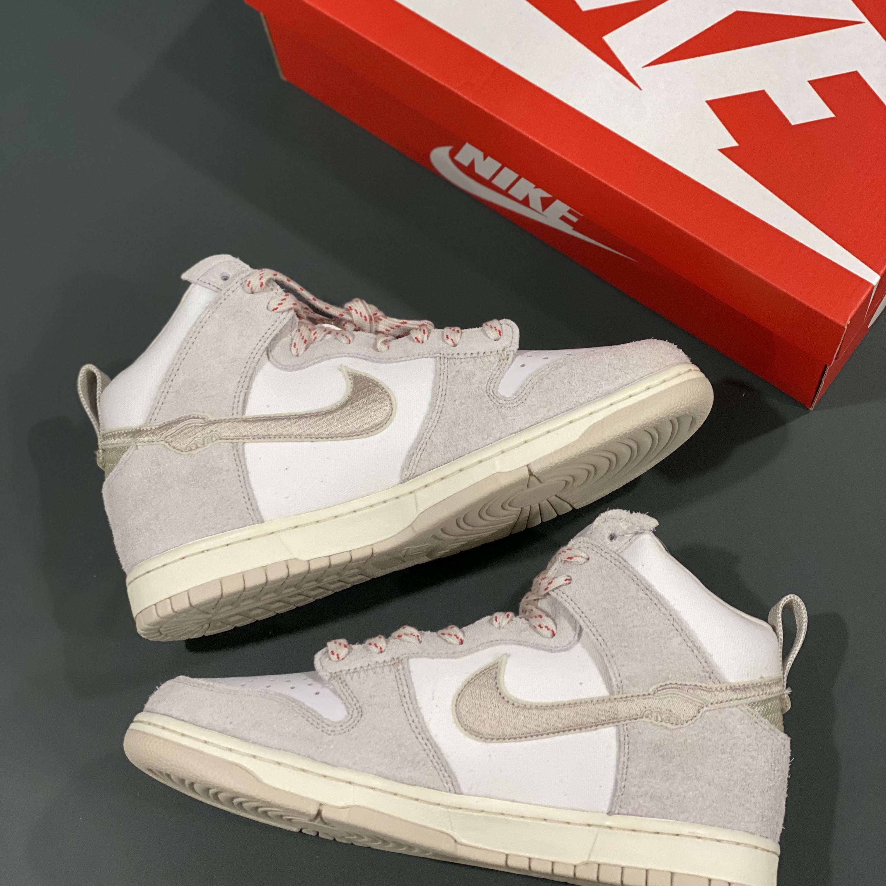 Nike x Notre Dunk High Light Orewood Brown 착용 스타일 - 3
