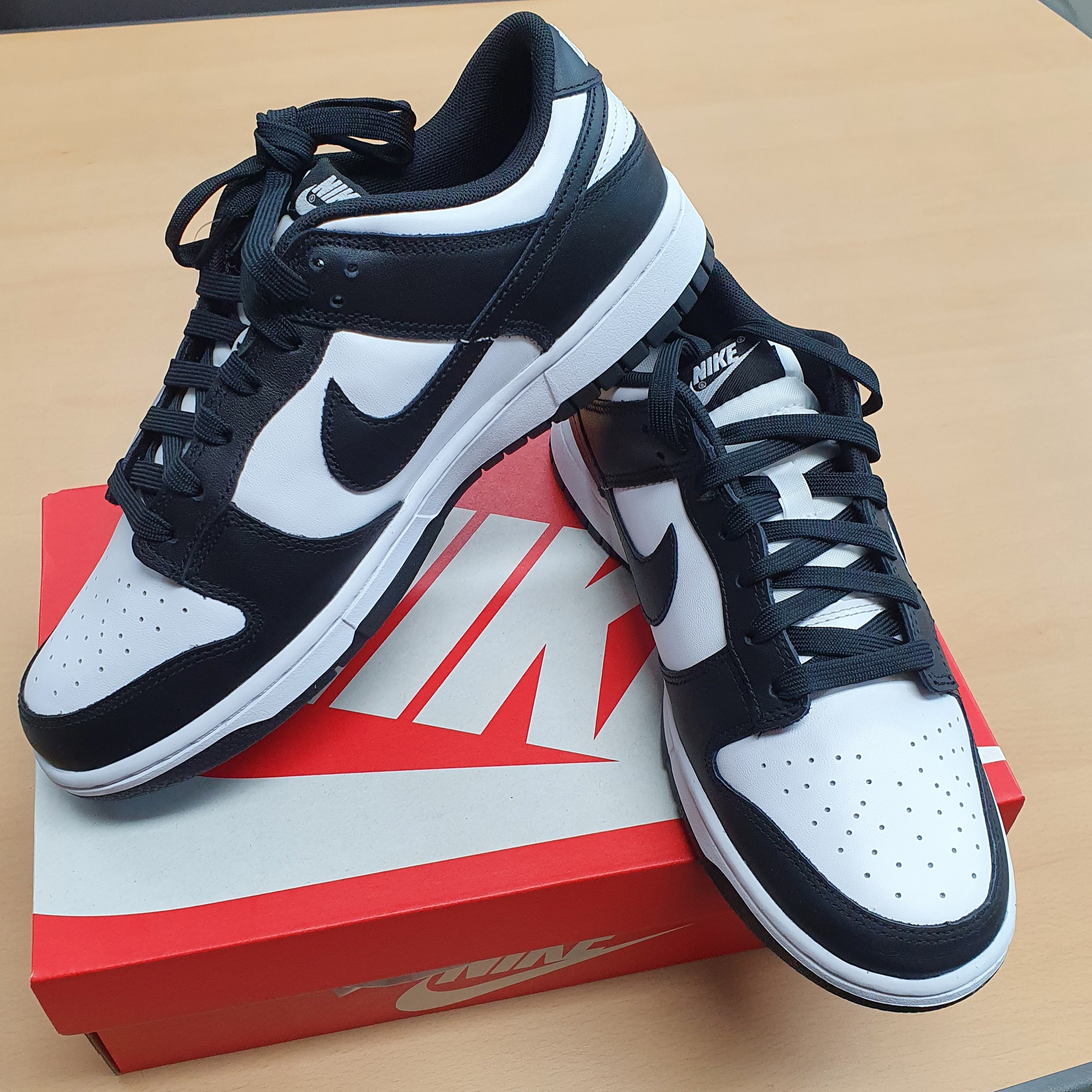 Nike Dunk Low Retro Black 착용 스타일