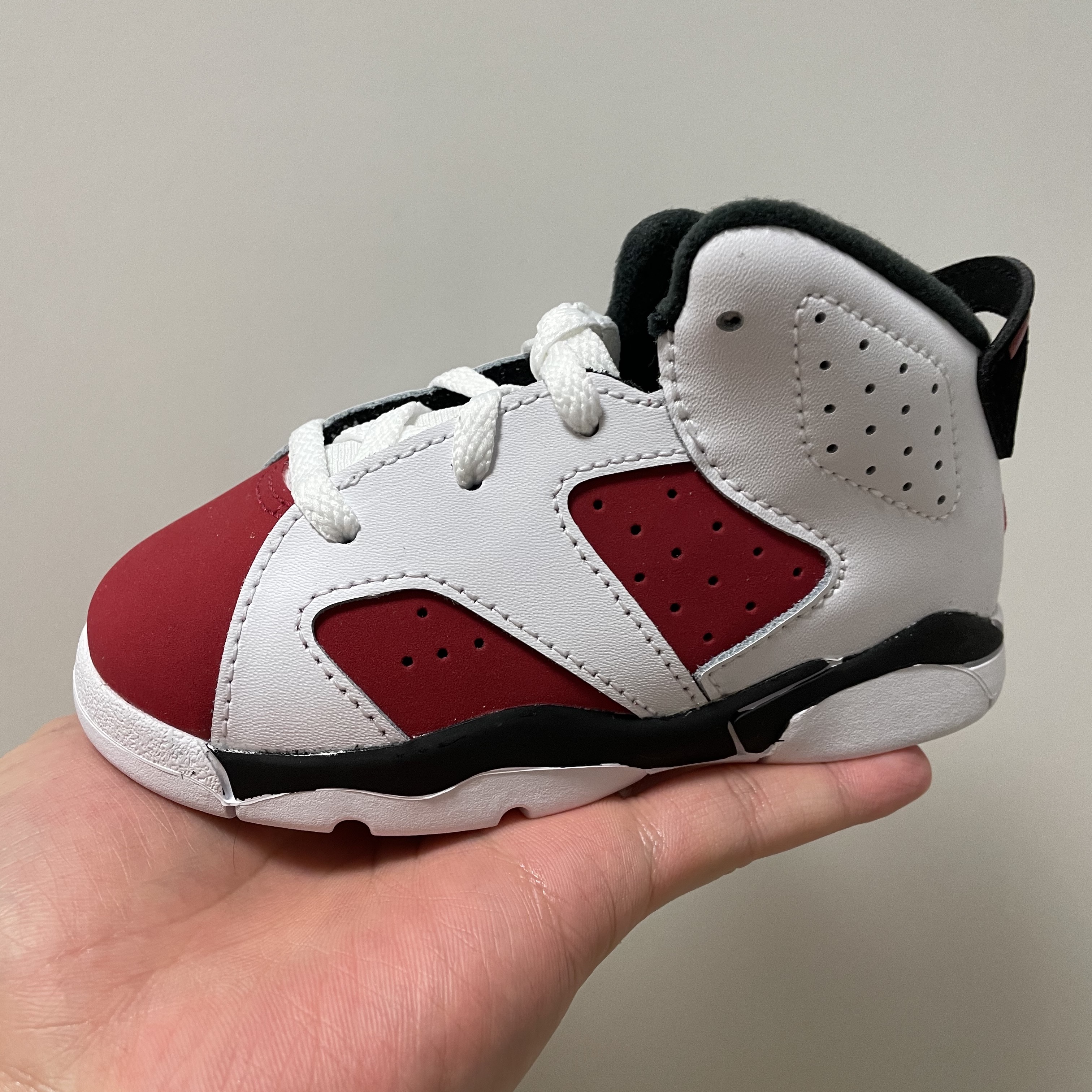 (TD) Jordan 6 Retro Carmine 2021, (TD) Nike Dunk Low Black 착용 스타일 - 1