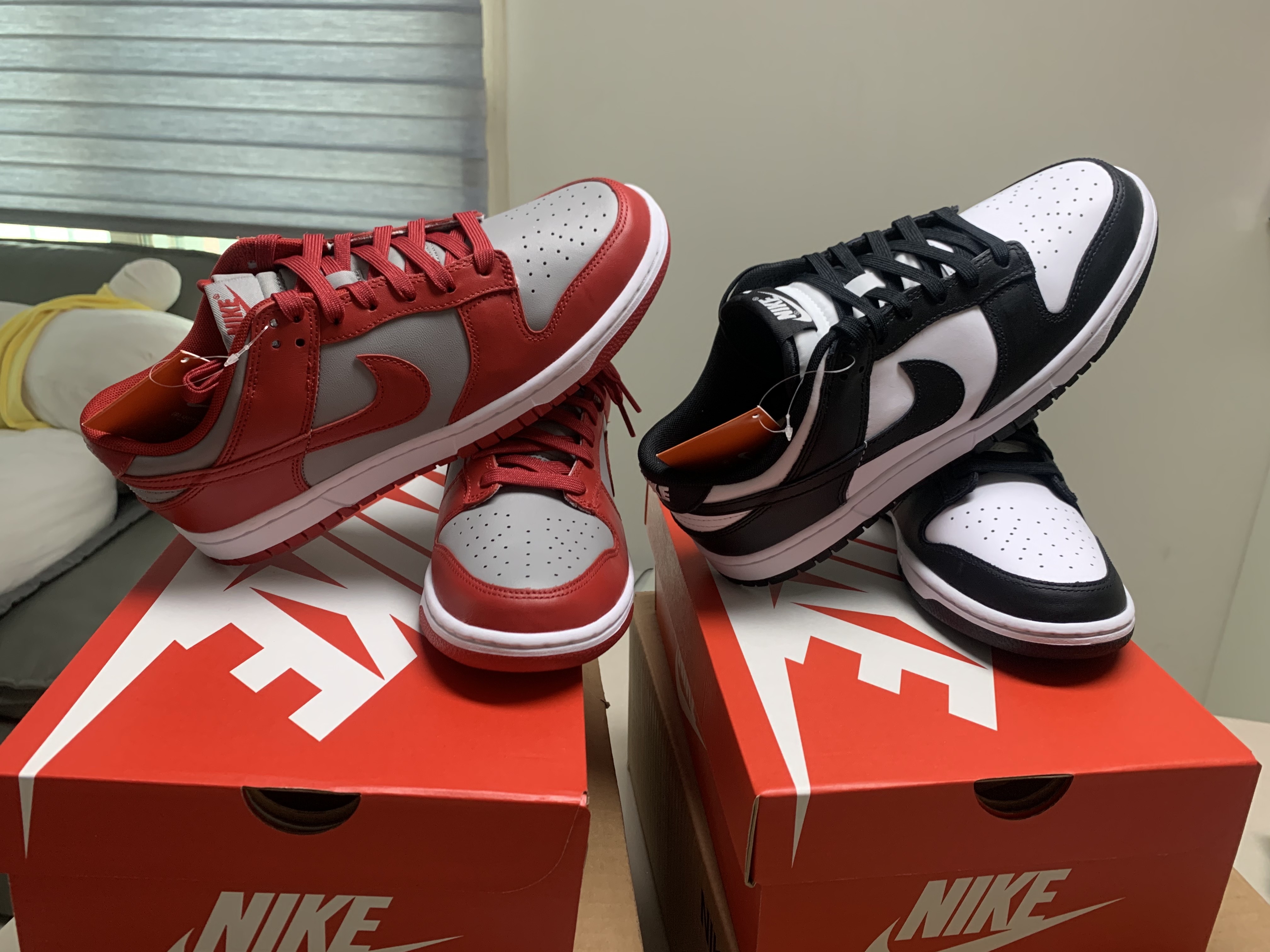 Nike Dunk Low Retro Black, Nike Dunk Low Retro Medium Grey 착용 스타일 - 1