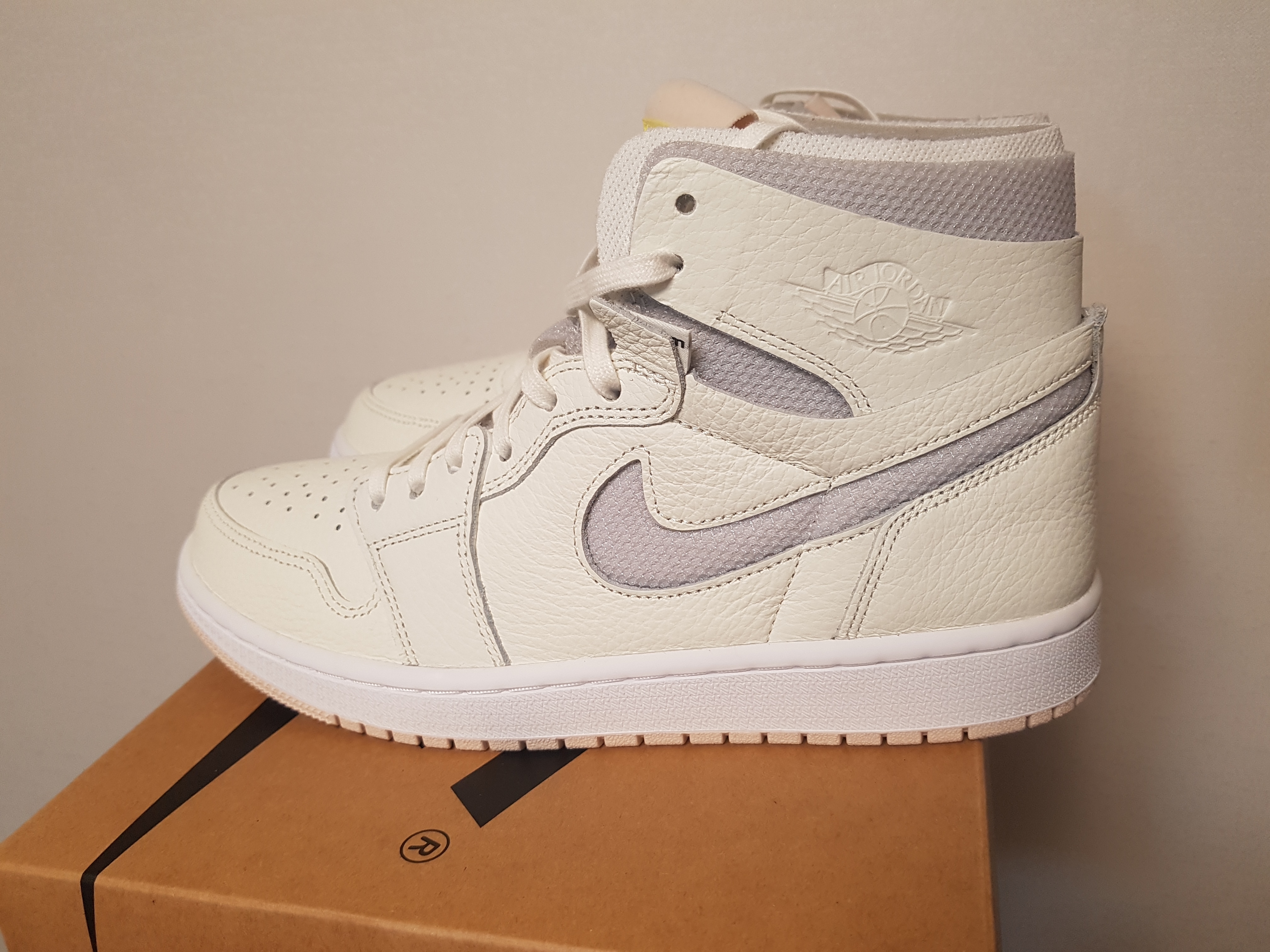 (W) Jordan 1 Zoom Air CMFT Sail 착용 스타일 - 1