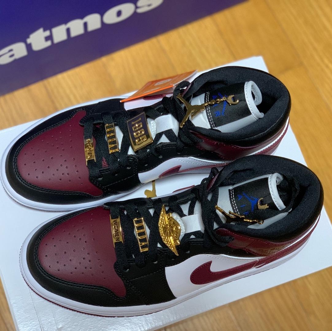(W) Jordan 1 Mid SE Dark Beetroot 착용 스타일 - 3