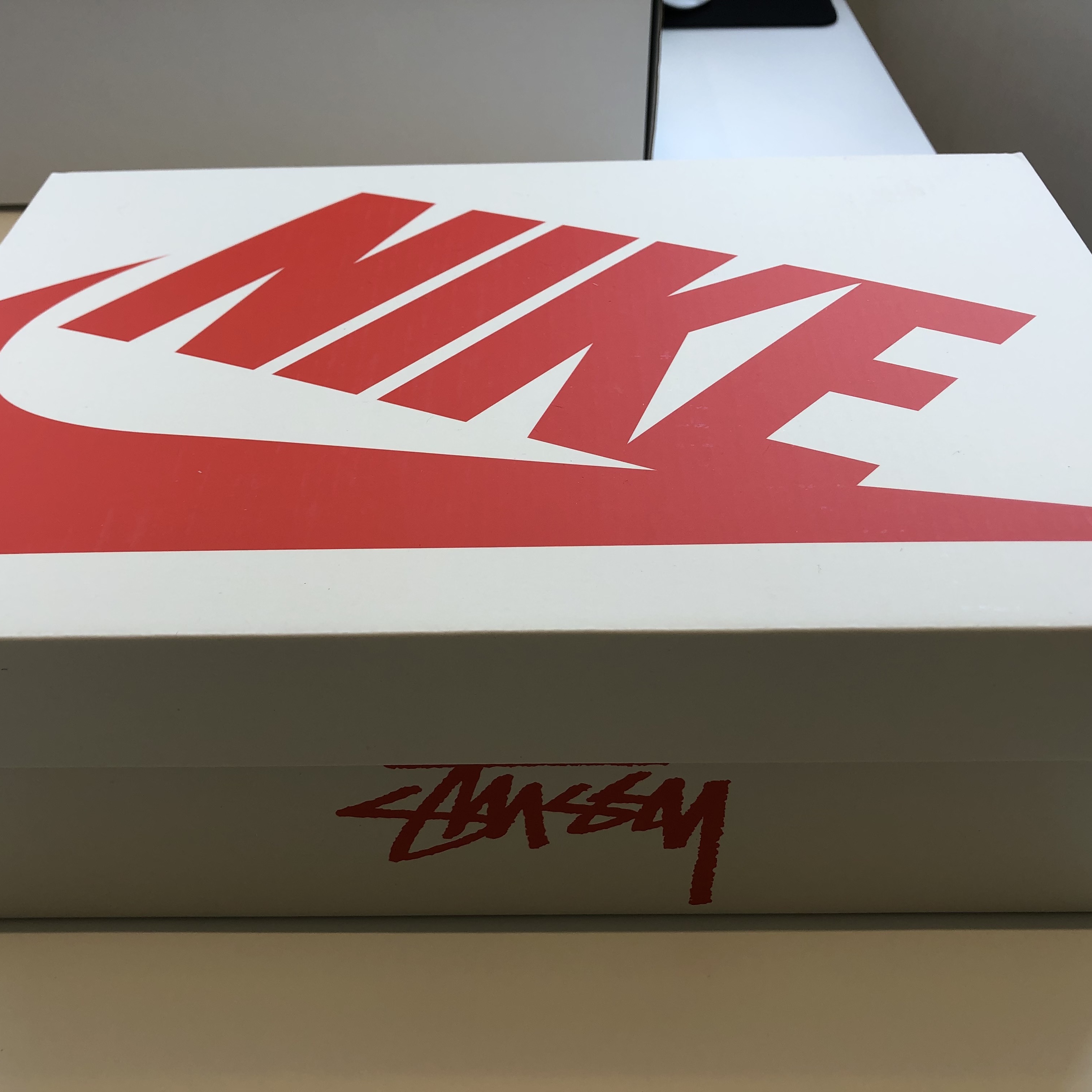 Nike x Stussy Air Force 1 Low Triple Black 착용 스타일 - 2