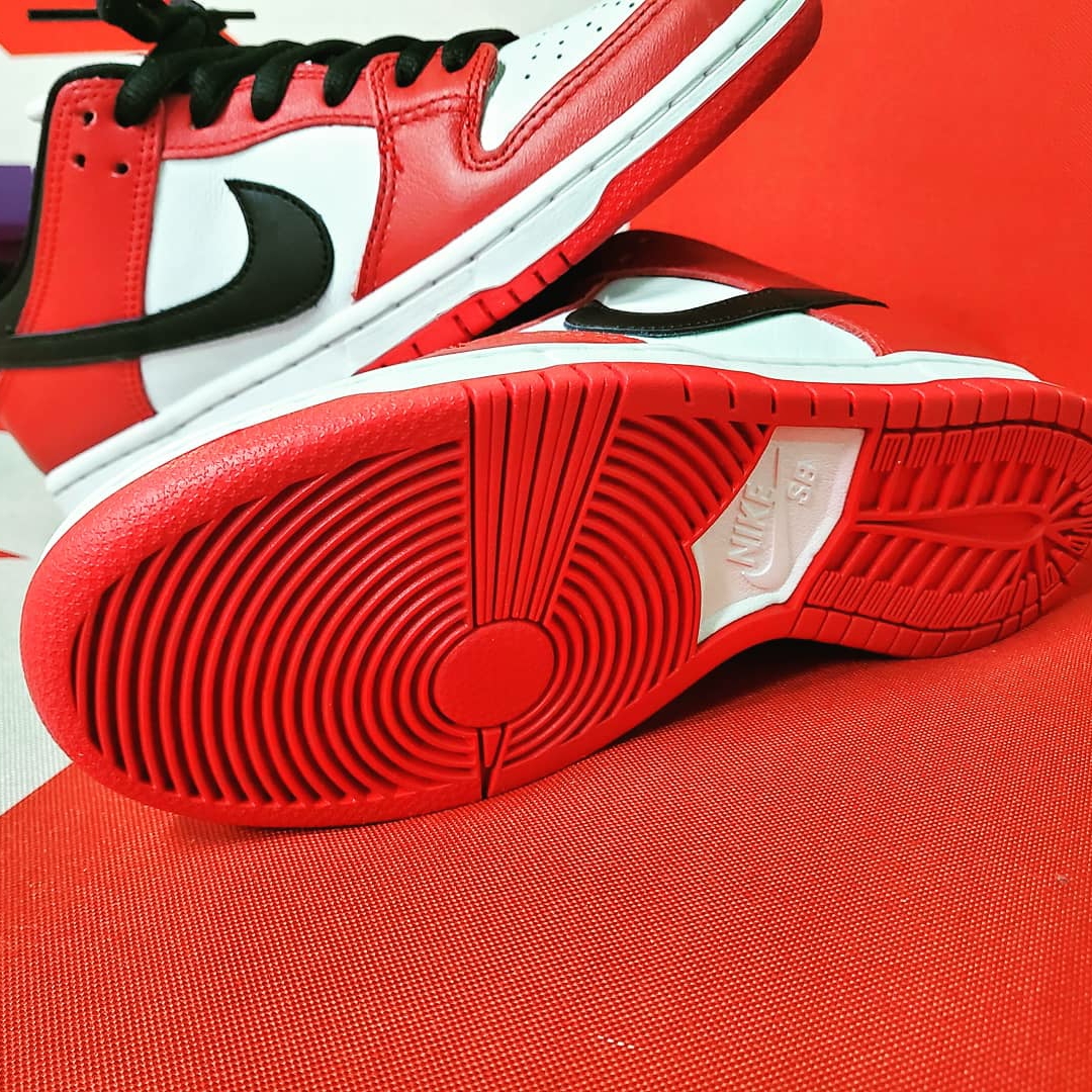 Nike SB Dunk Low Pro Chicago 착용 스타일 - 3