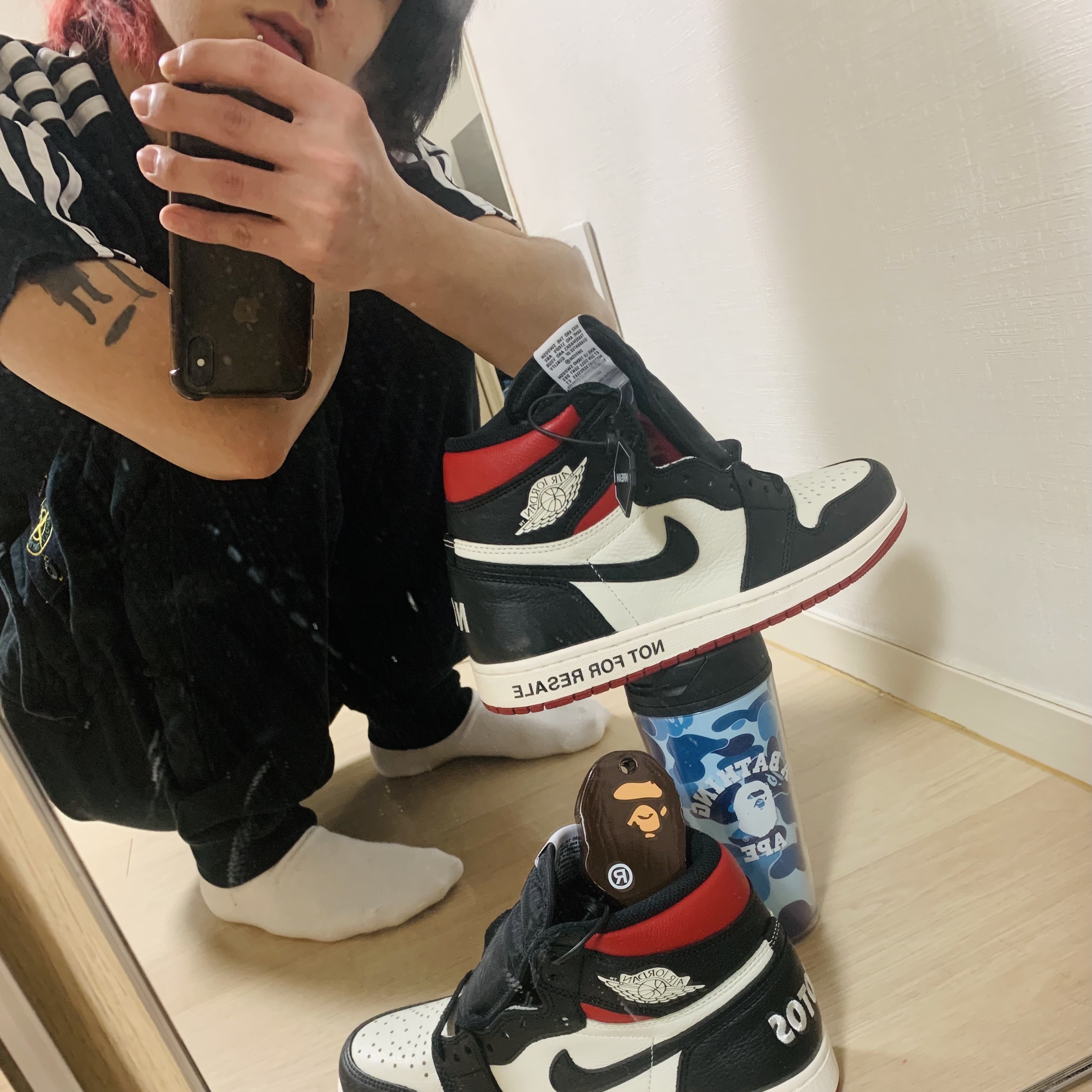 Jordan 1 Retro High Not for Resale Varsity Red 착용 스타일