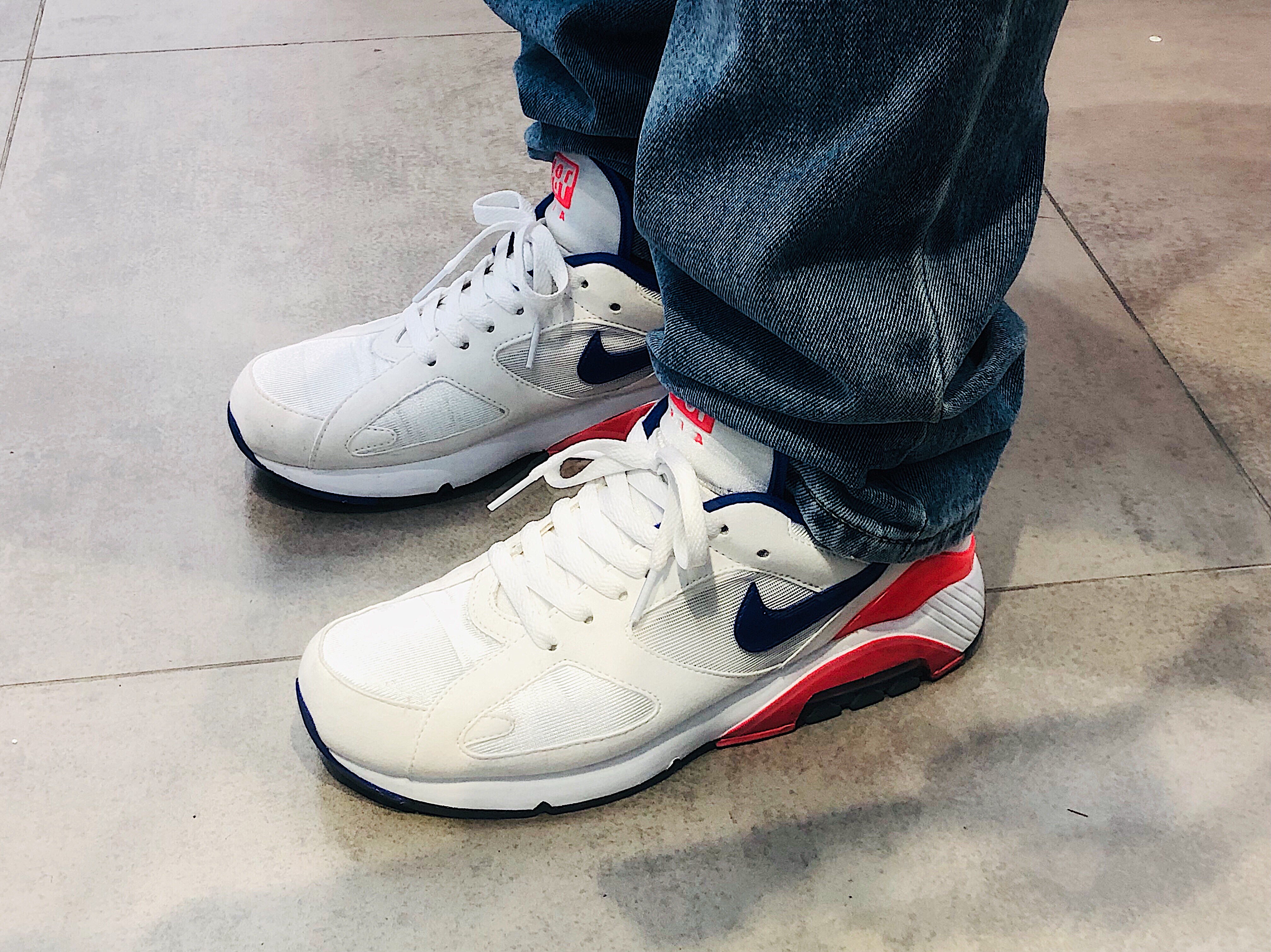 Nike Air Max 180 Ultramarine 2018 착용 스타일
