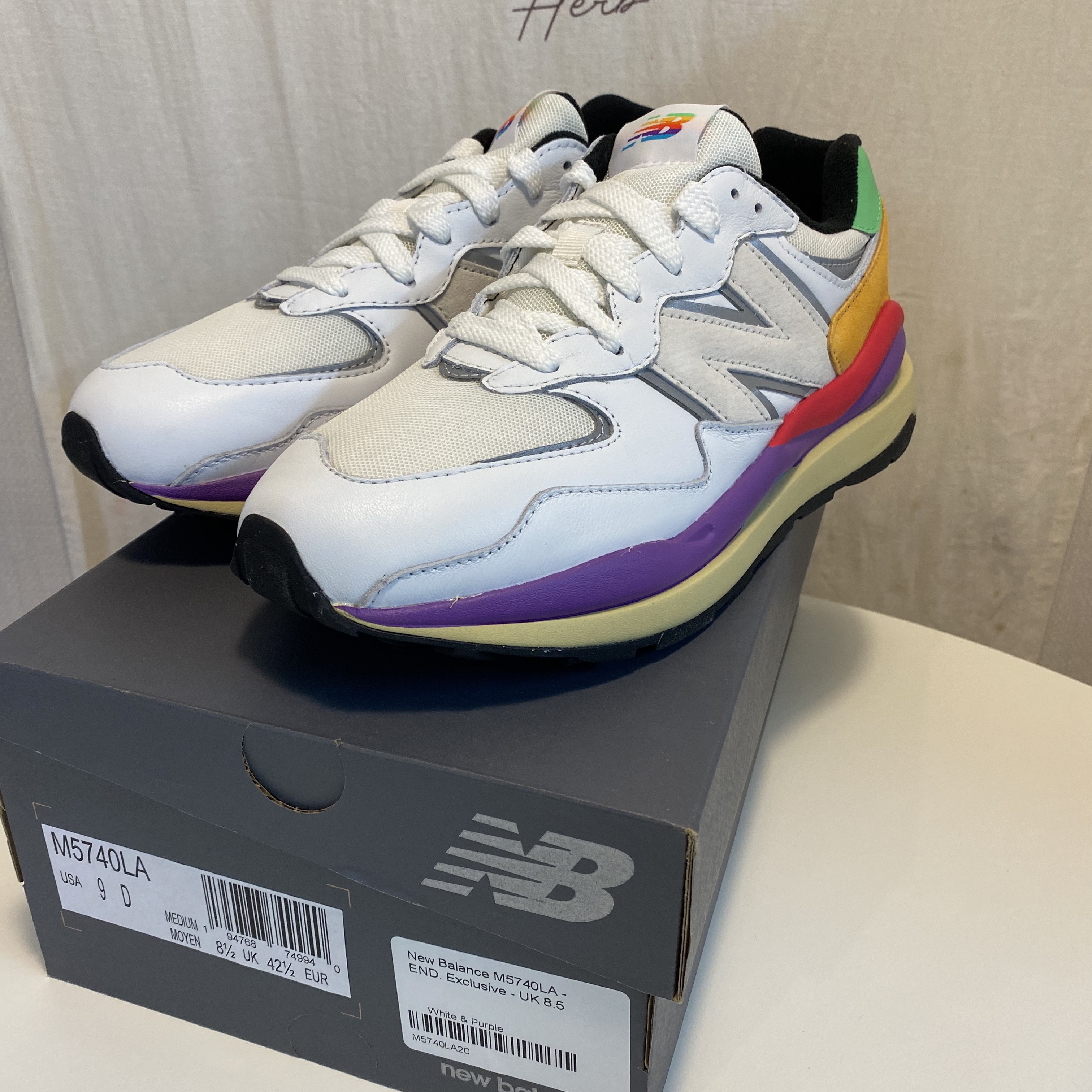 New Balance 5740 White Multicolor 착용 스타일 - 2