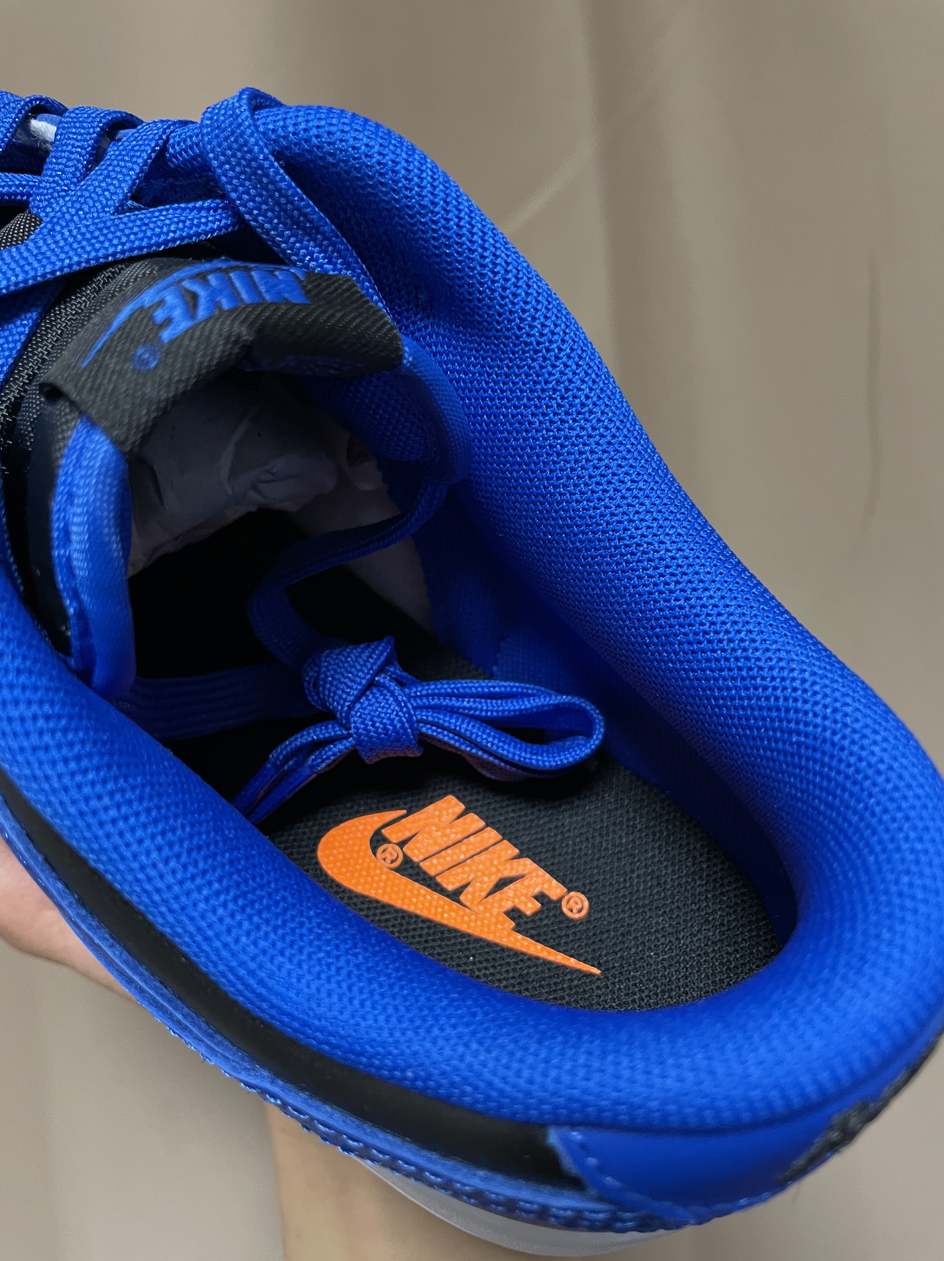 Nike Dunk Low Retro Hyper Cobalt 착용 스타일 - 4