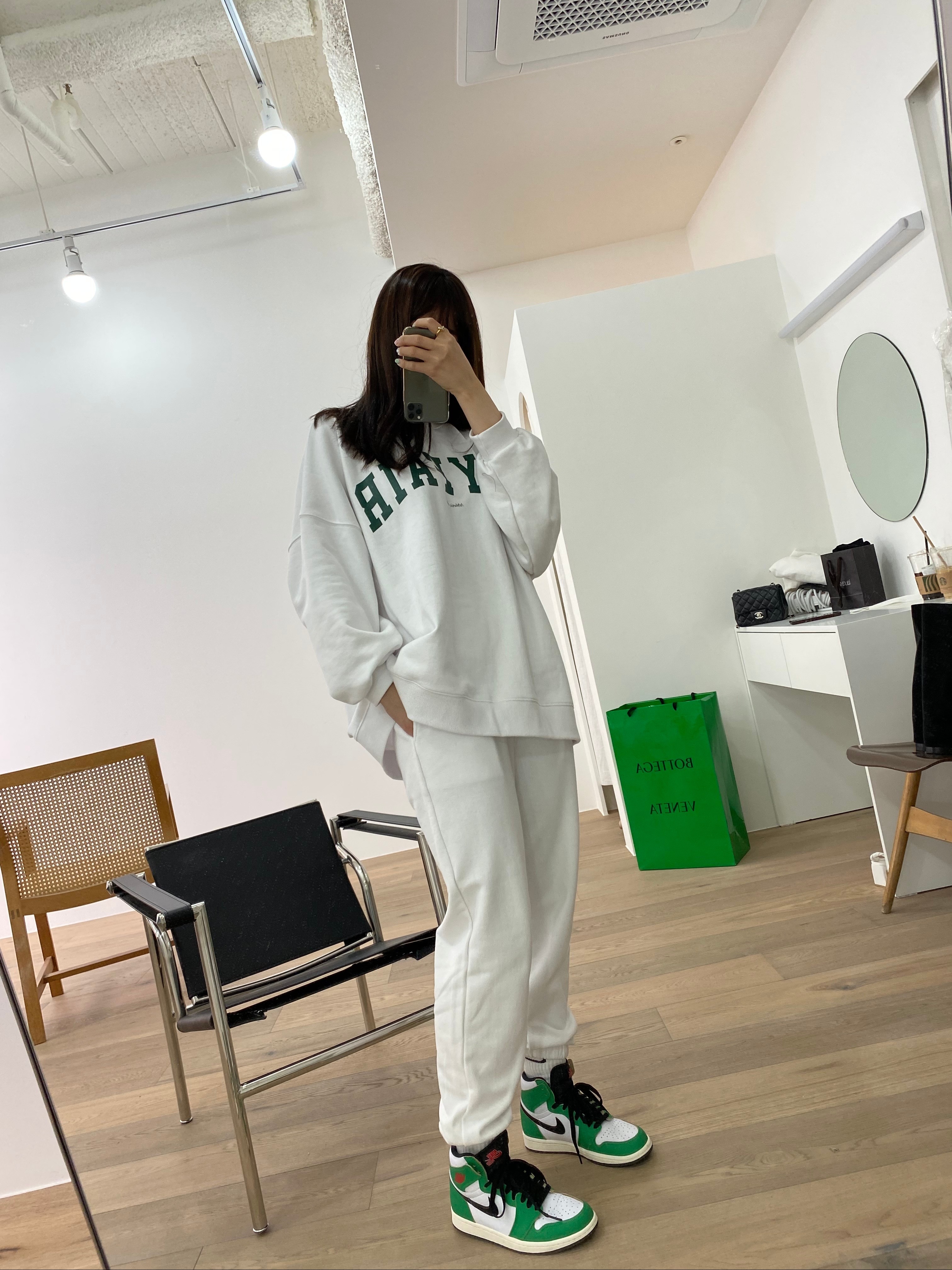 (W) Jordan 1 Retro High OG Lucky Green 착용 스타일