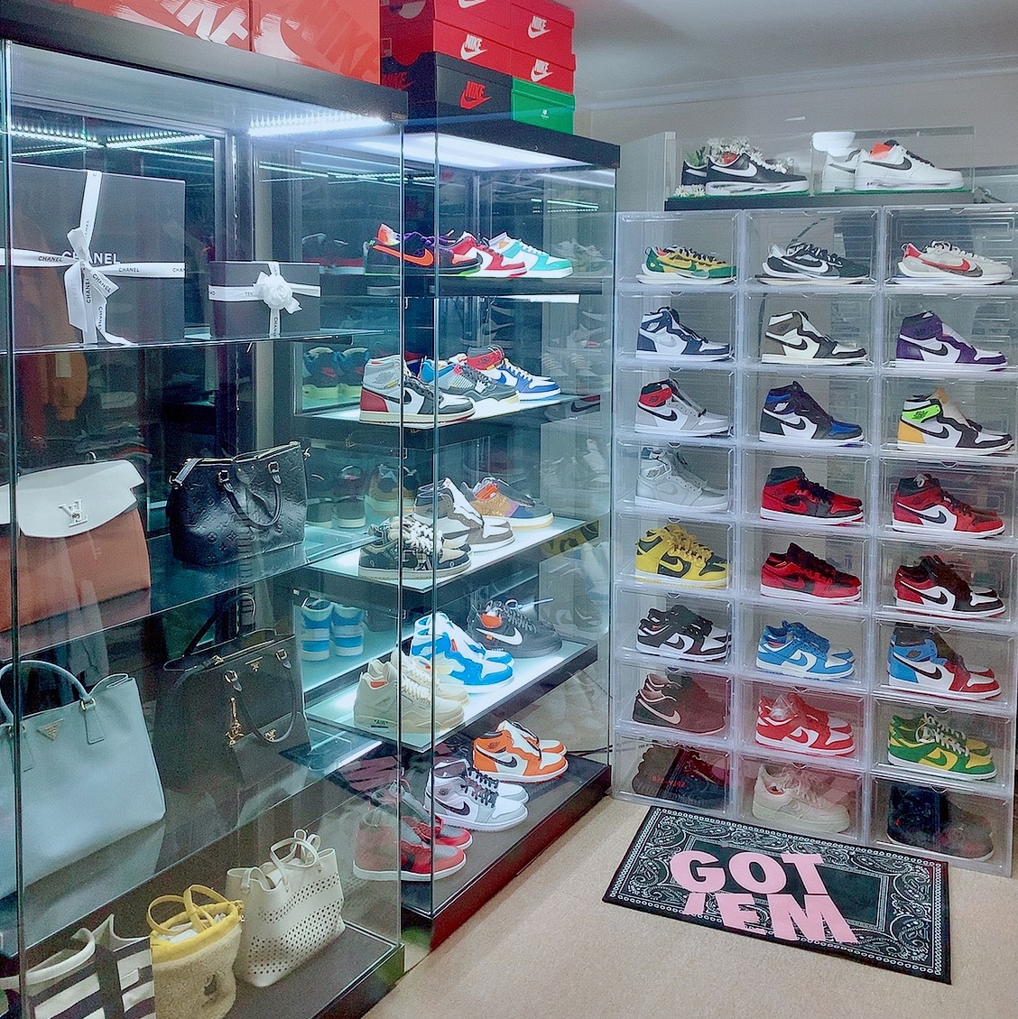Jordan 1 x Travis Scott Retro High OG SP Mocha, Nike x Travis Scott SB Dunk Low 착용 스타일