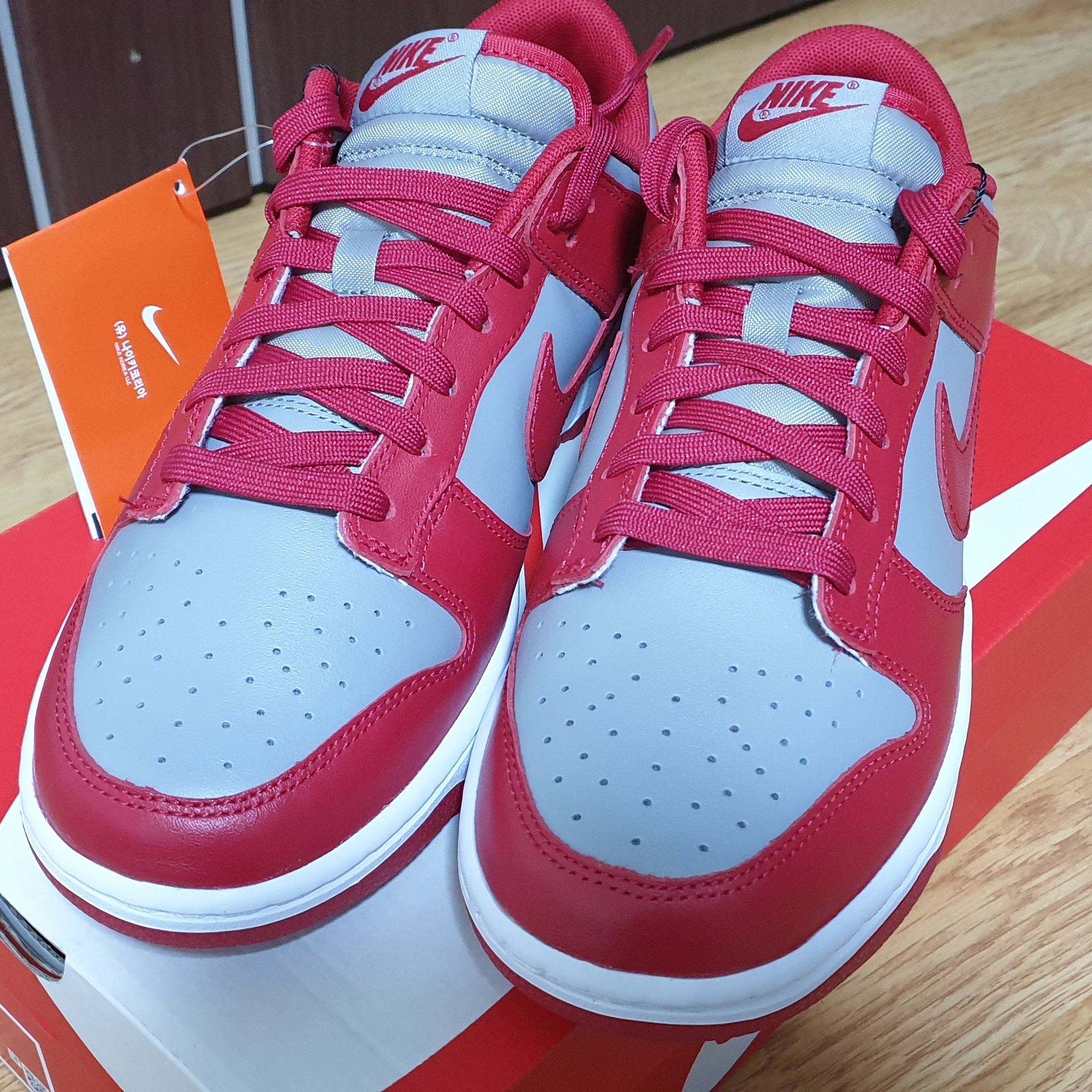 Nike Dunk Low Retro Medium Grey 착용 스타일 - 2