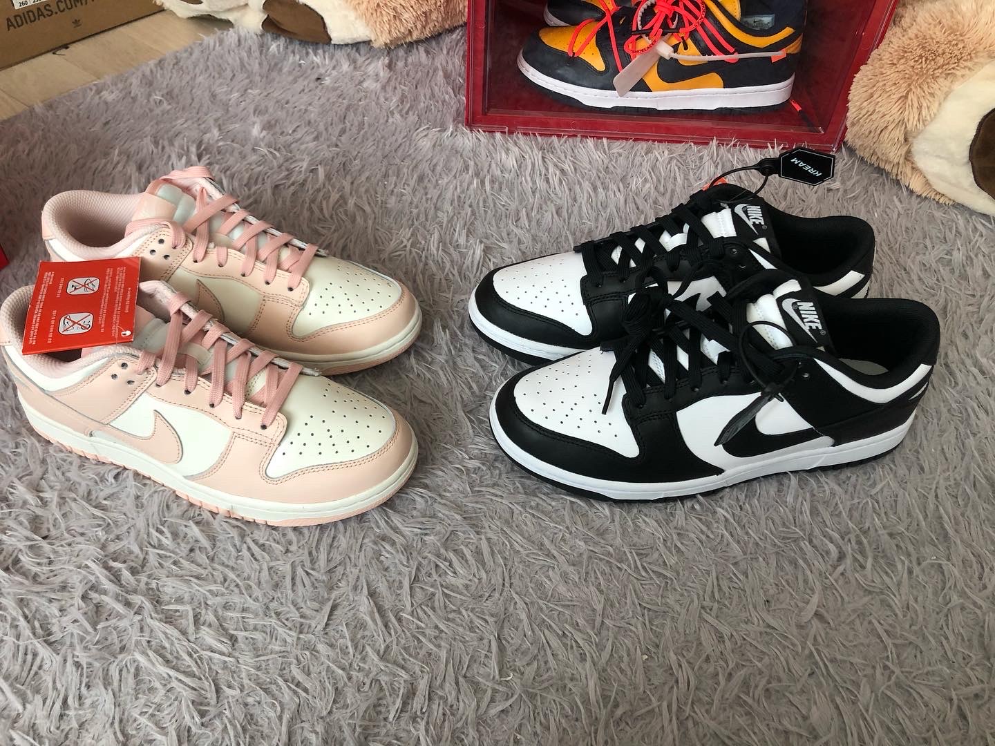 (W) Nike Dunk Low Orange Pearl, Nike Dunk Low Retro Black 착용 스타일 - 2