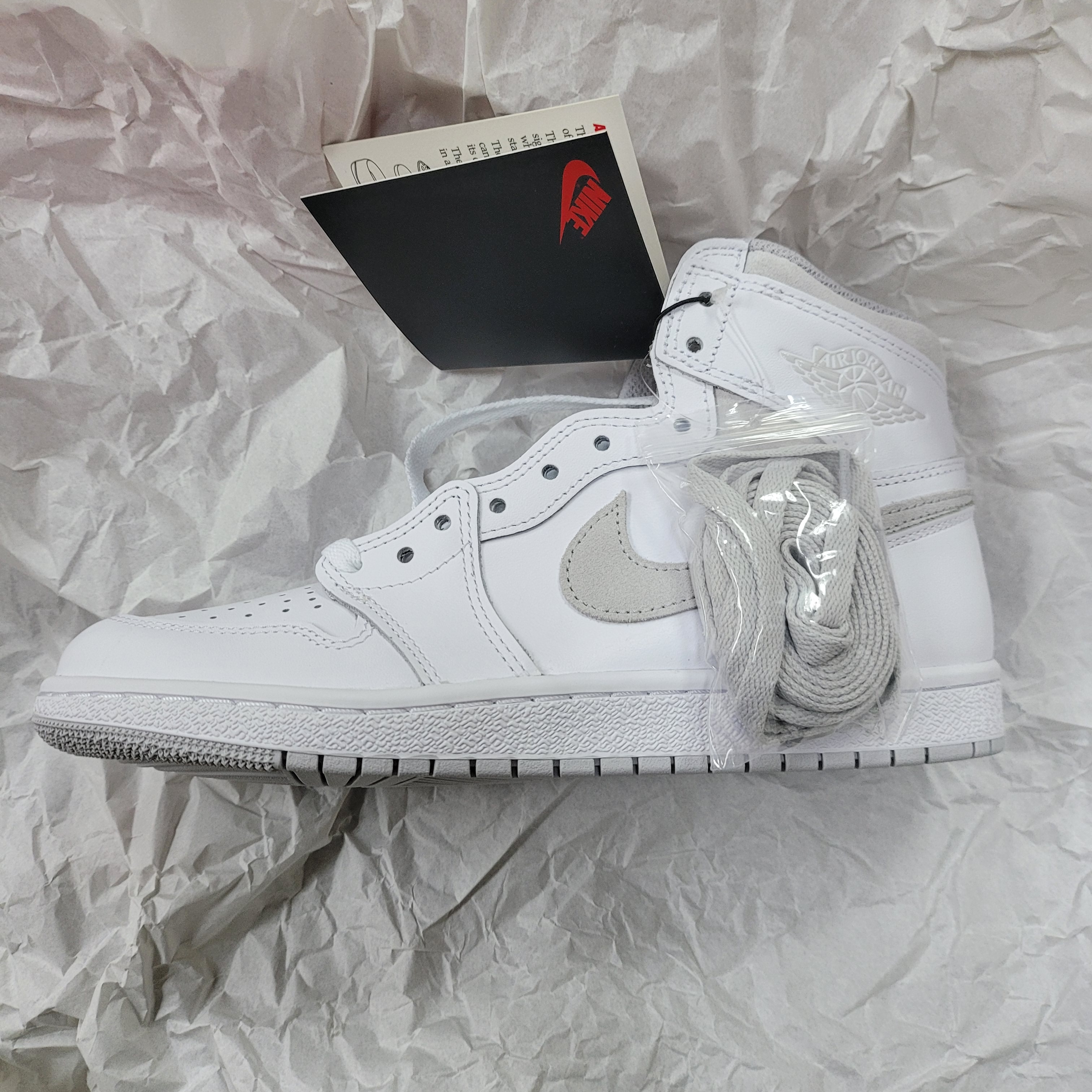 Jordan 1 High 85 Neutral Grey 착용 스타일 - 1