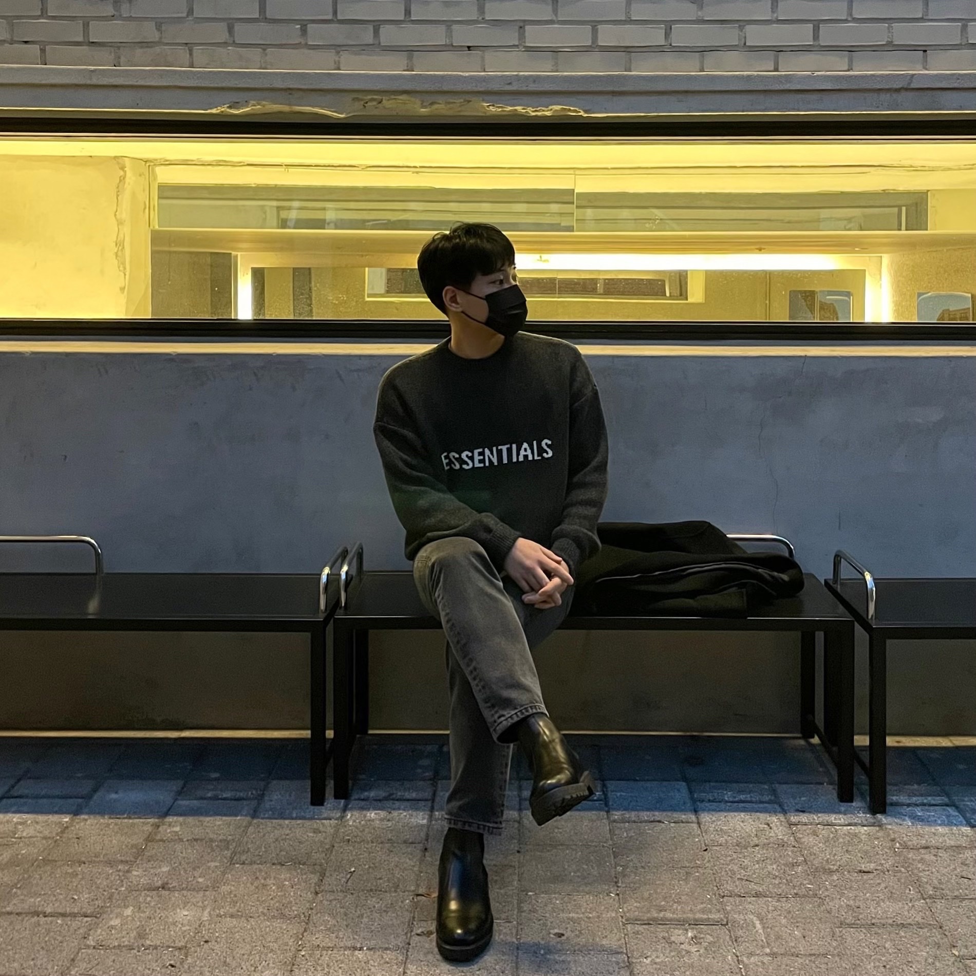 Essentials Knit Sweater Black Melange - 20SS 착용 스타일