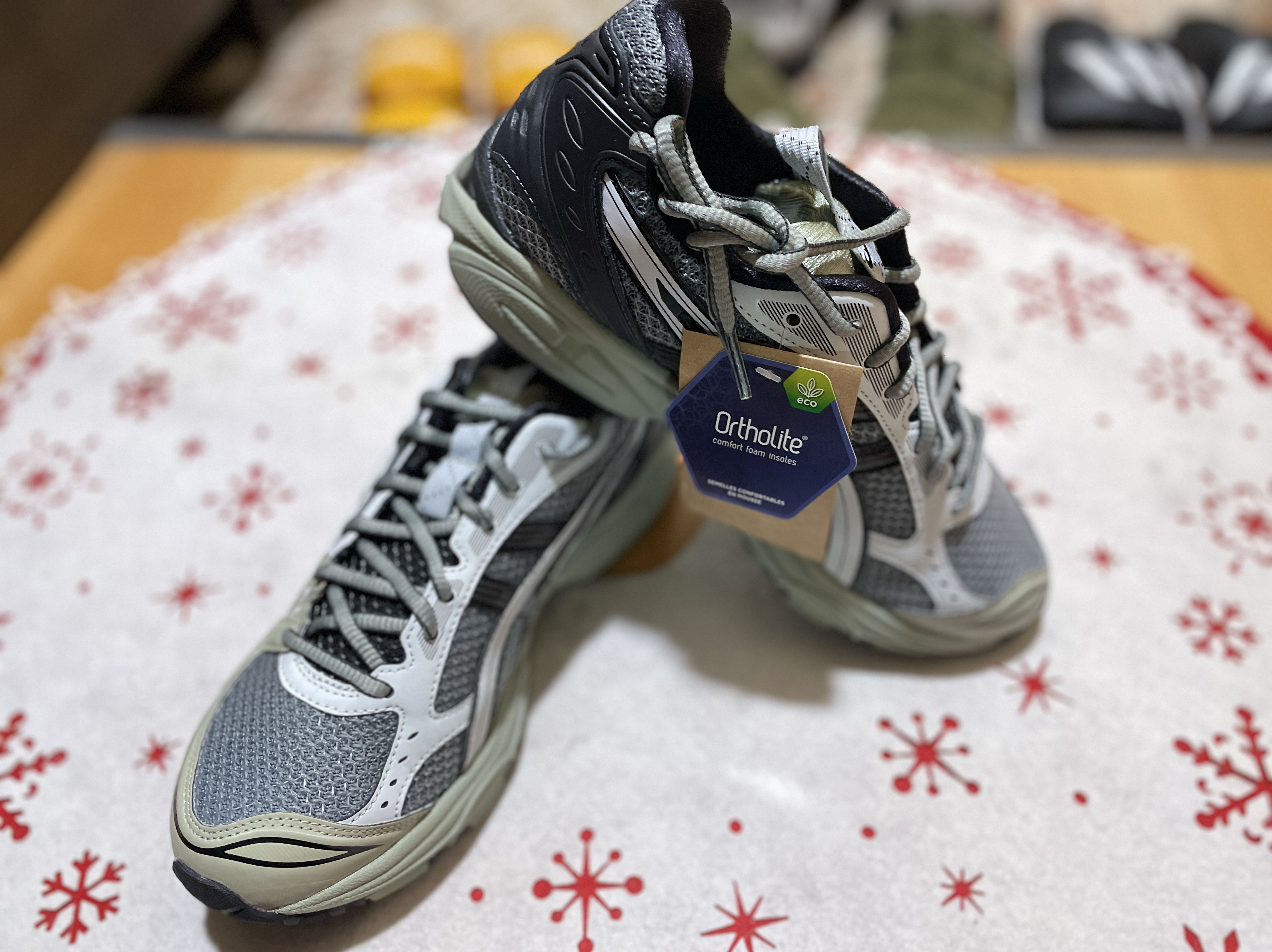 Asics UB1-S Gel-Kayano 14 Piedmont Grey 착용 스타일