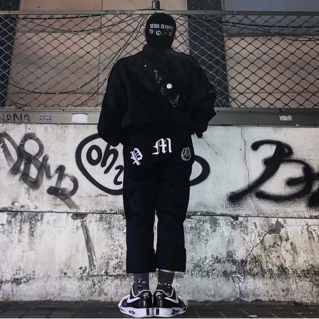 Nike x Peaceminusone Air Force 1 Low Para-Noise 착용 스타일