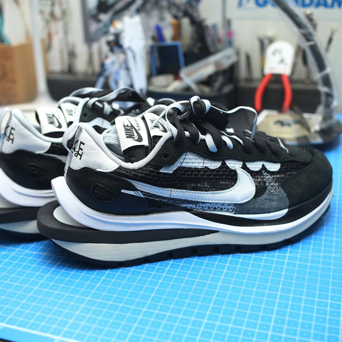 Nike x Sacai VaporWaffle Black White 착용 스타일 - 4