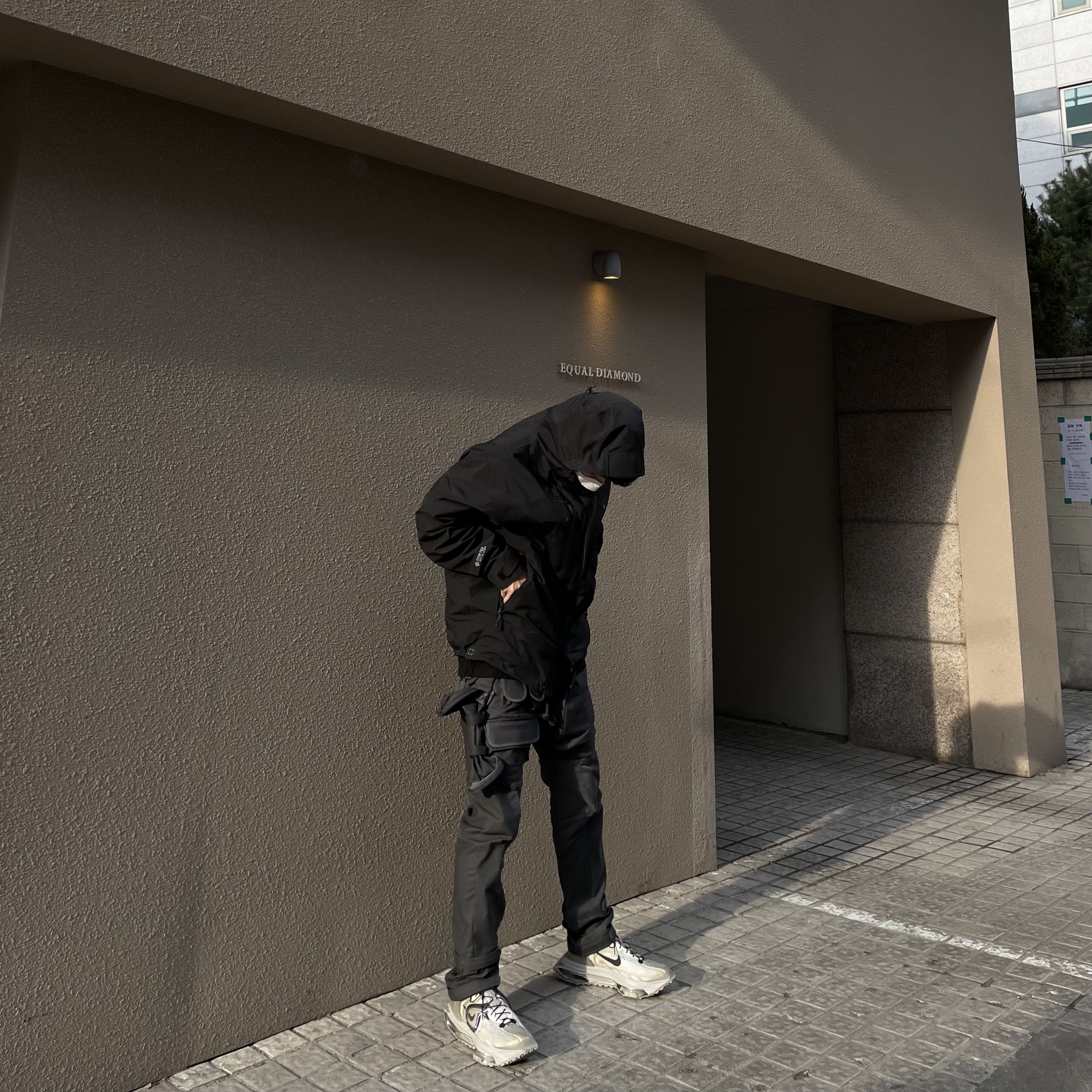 Nike x Matthew M Williams Zoom 004 Stone 착용 스타일