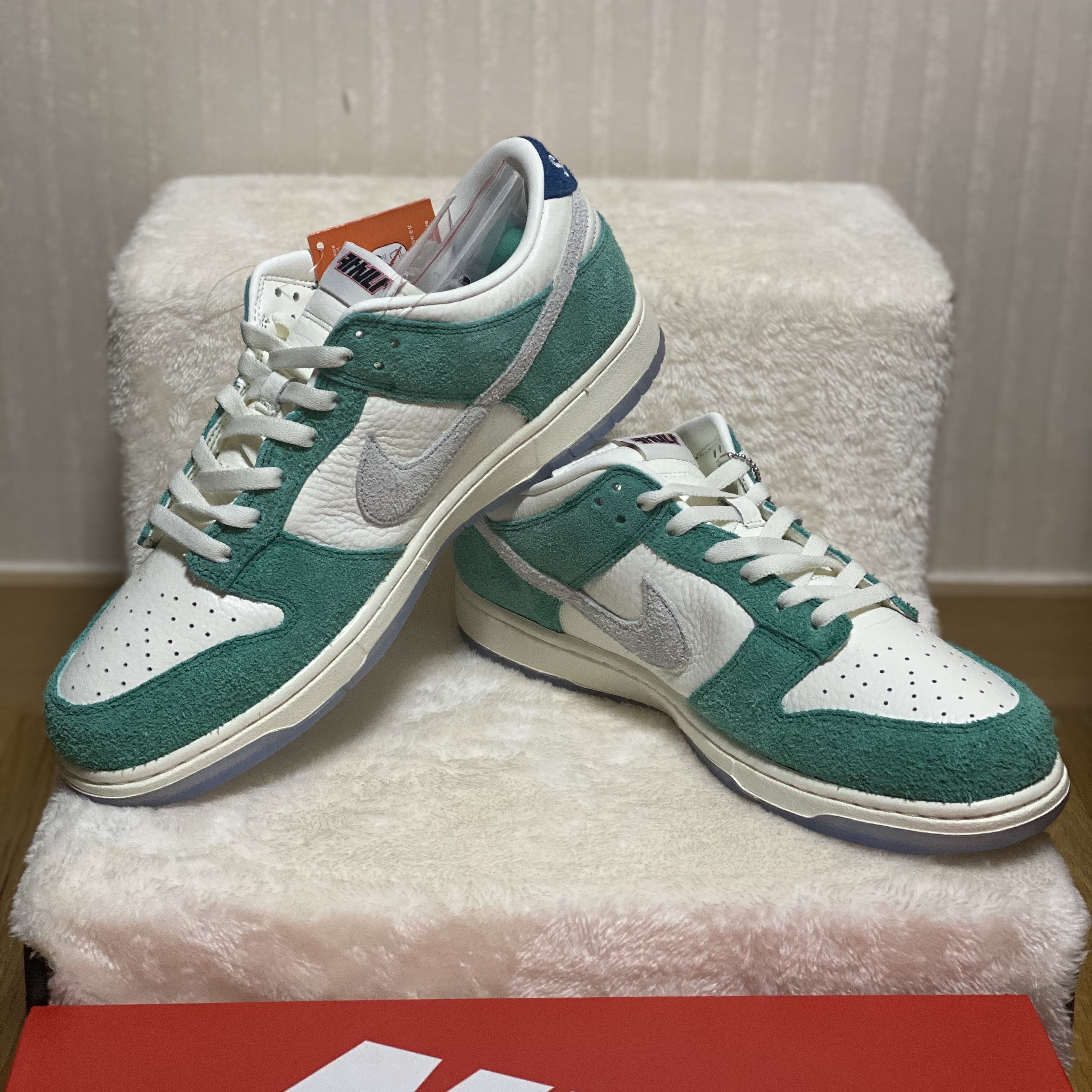 Nike x Kasina Dunk Low Road Sign - Kasina Exclusive 착용 스타일 - 2