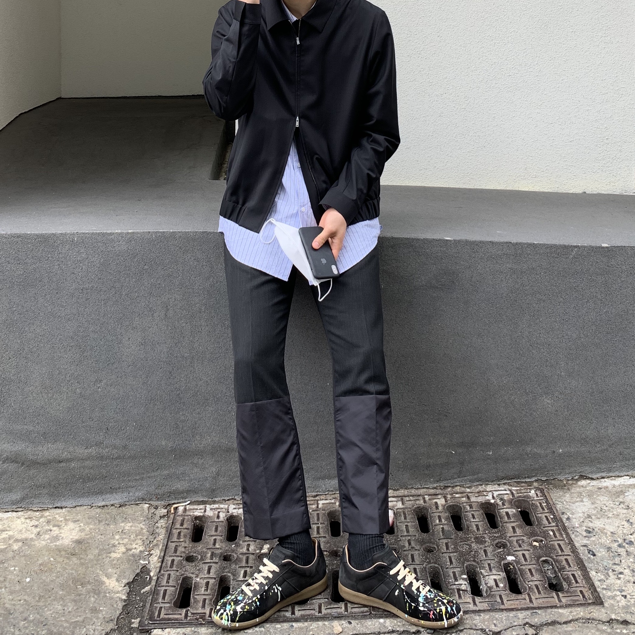 Maison Margiela Replica Paint Drop Sneakers Black 착용 스타일