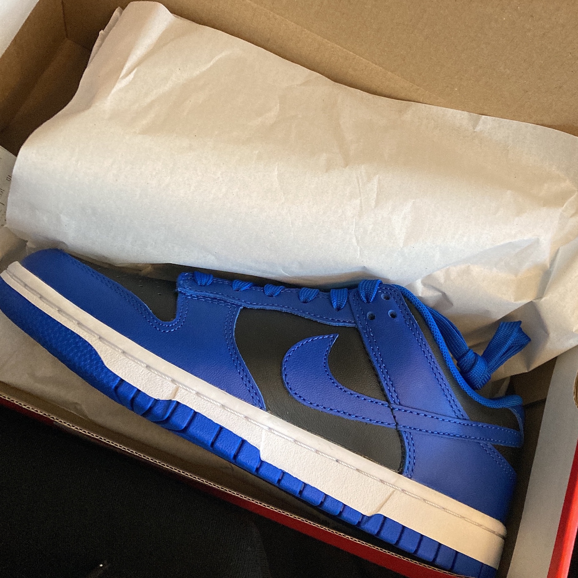 Nike Dunk Low Retro Hyper Cobalt 착용 스타일 - 3