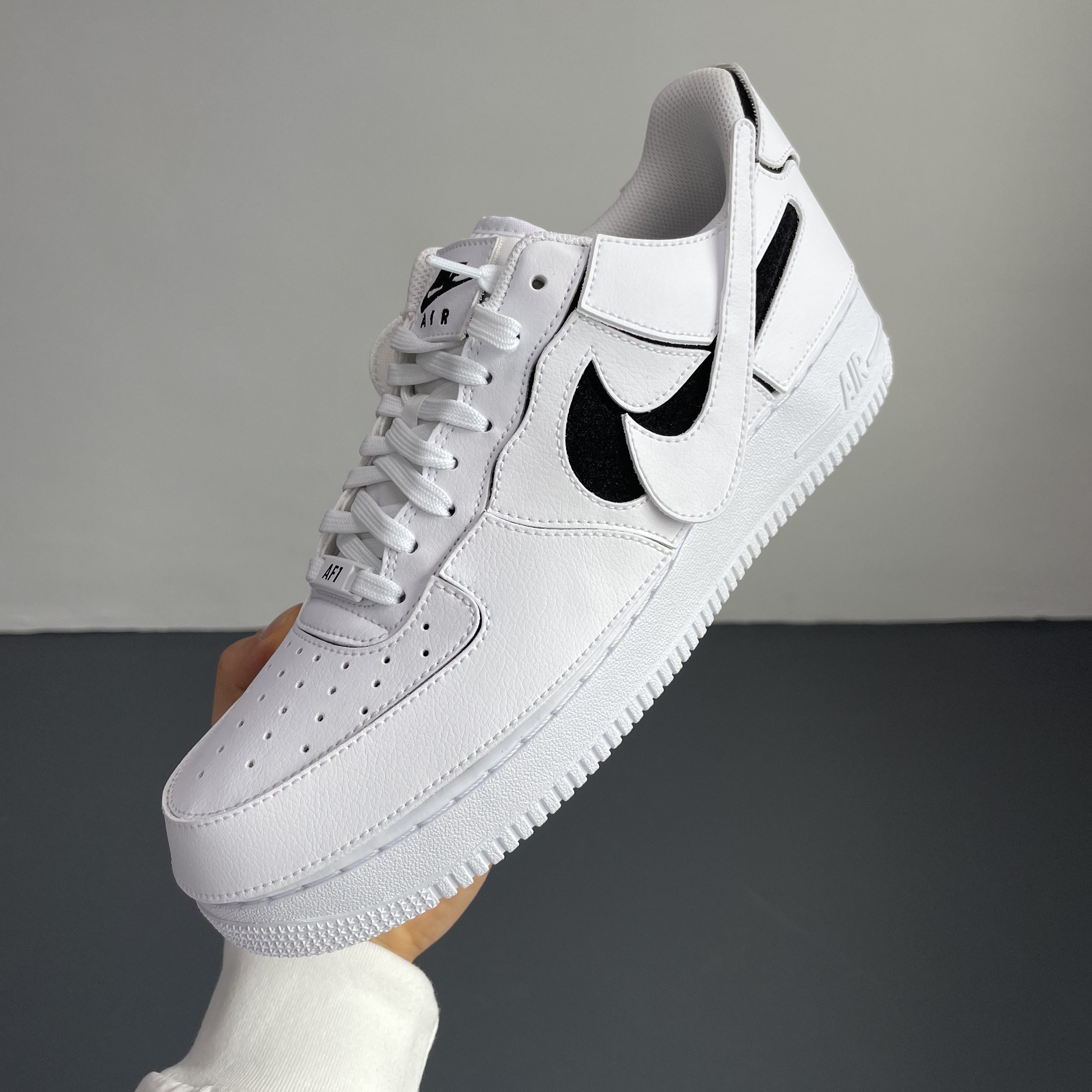 Nike Air Force 1/1 Cosmic Clay 착용 스타일 - 1