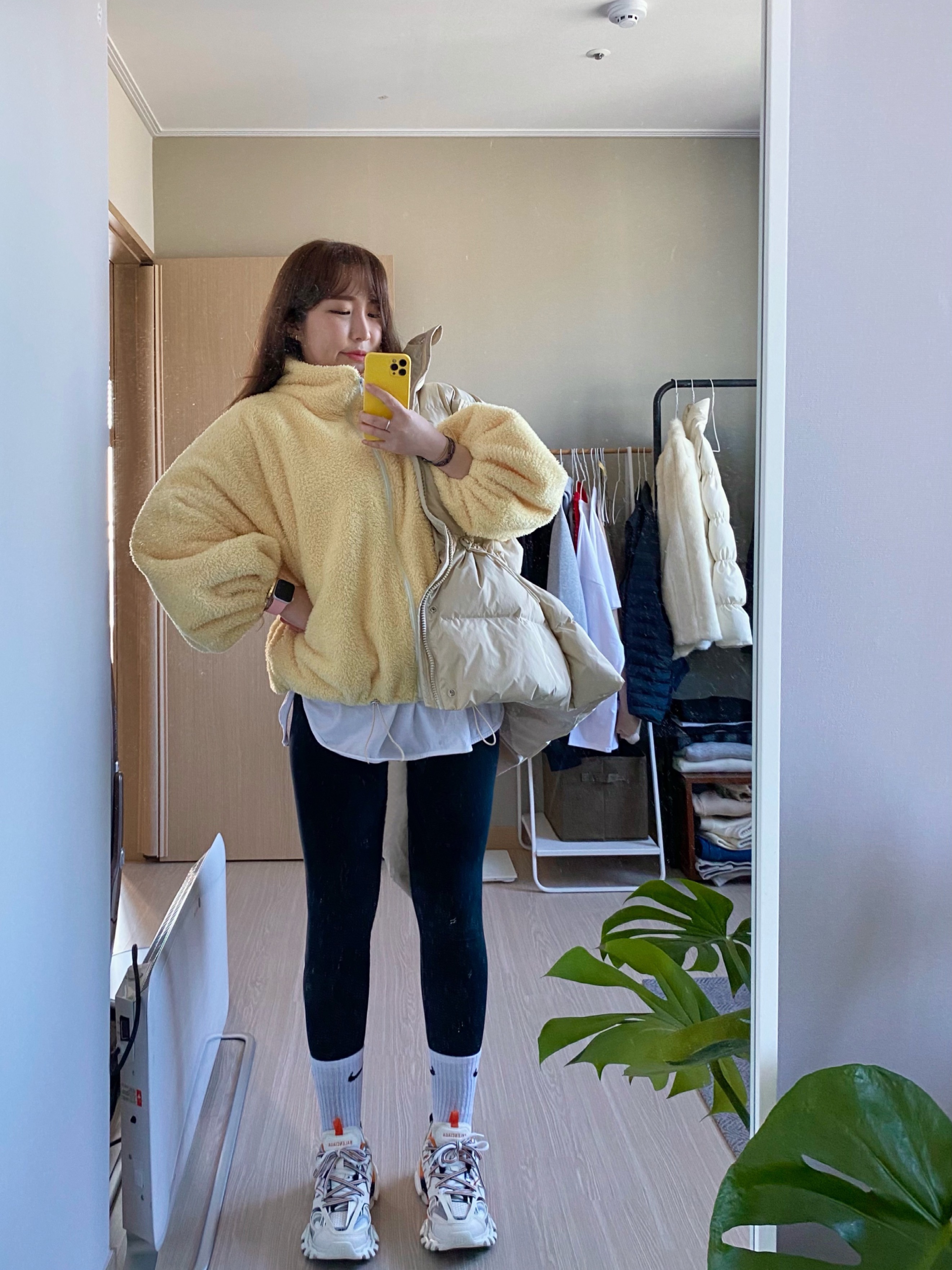 Balenciaga Track Sneakers White Orange 2019 착용 스타일