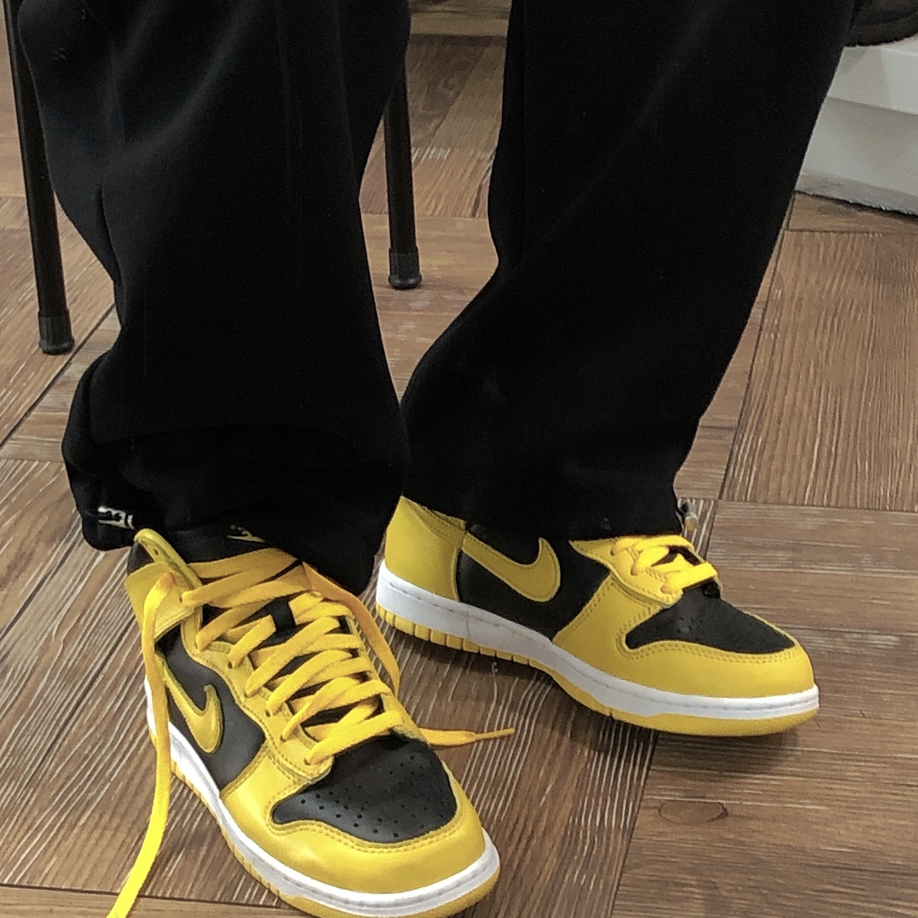 Nike Dunk High SP Varsity Maize 착용 스타일 - 2