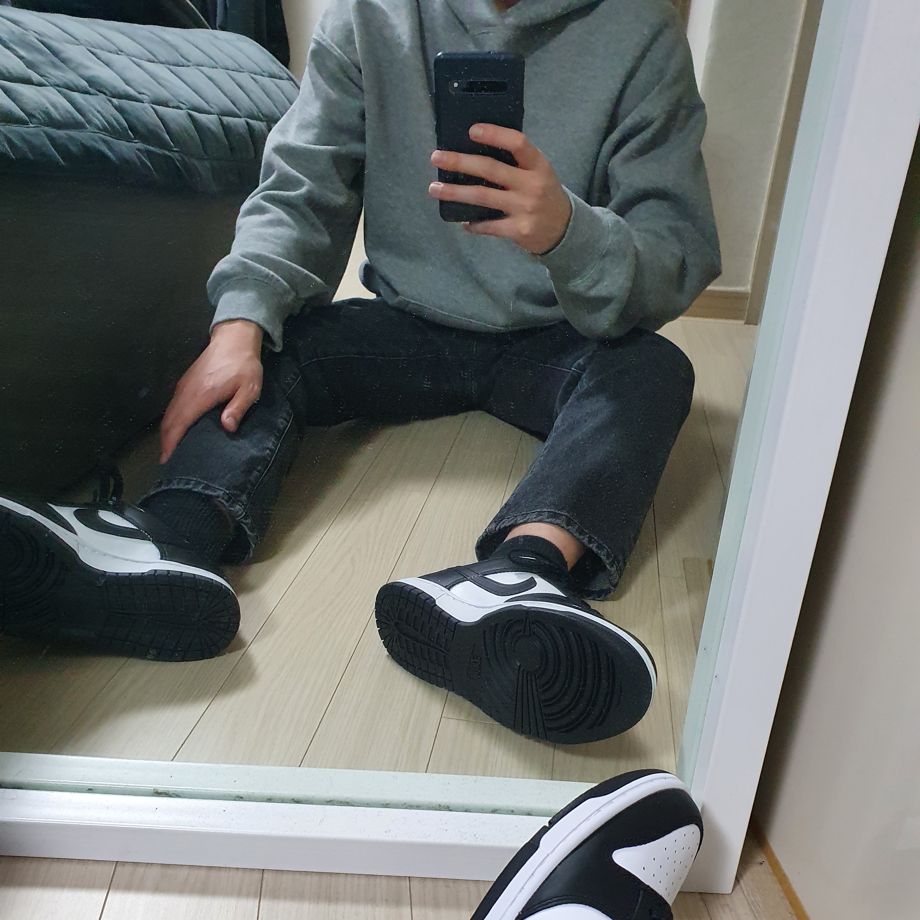 Nike Dunk Low Retro Black 착용 스타일