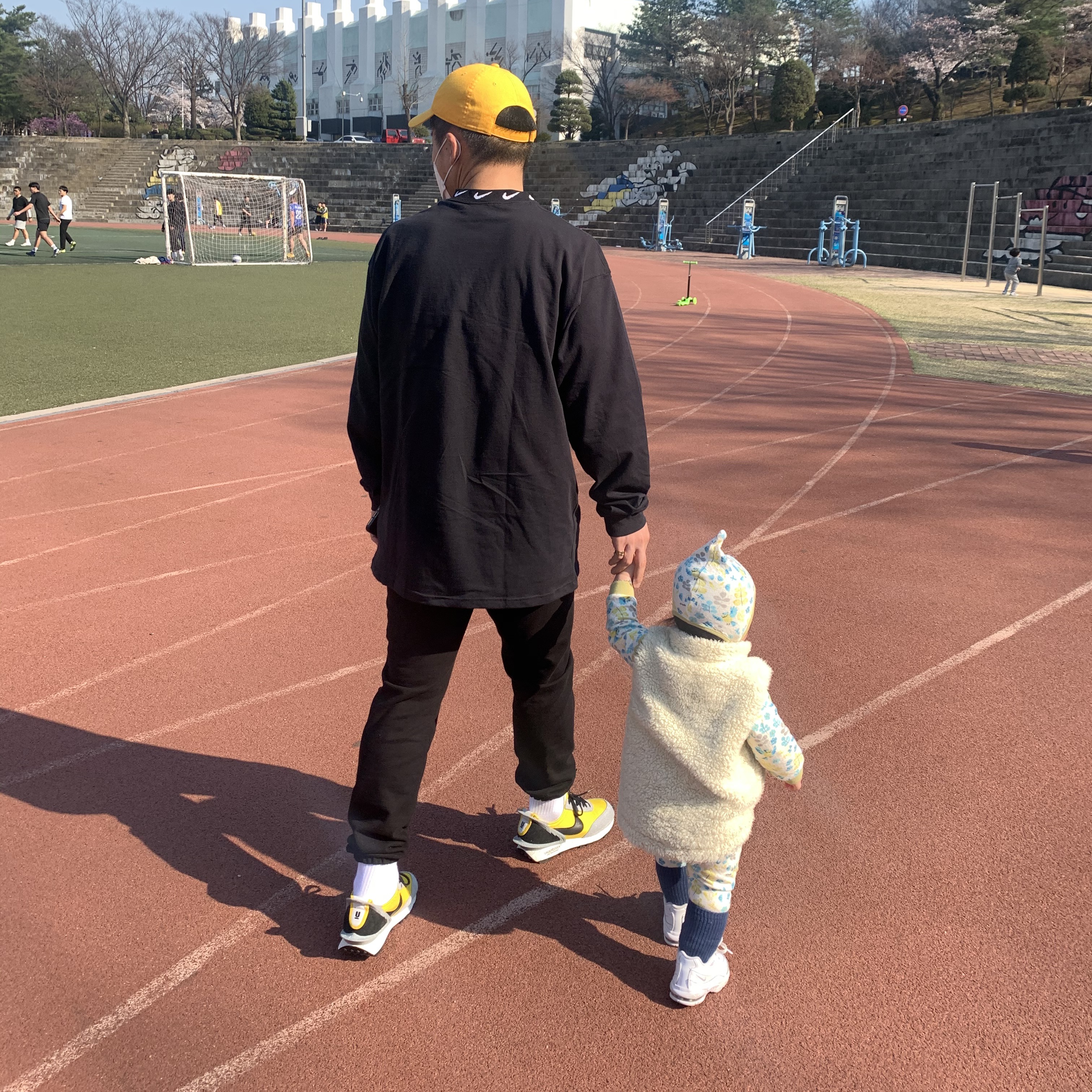 Nike x Undercover Daybreak Bright Citron, Nike x Stussy NRG BR LS Knit Top 착용 스타일