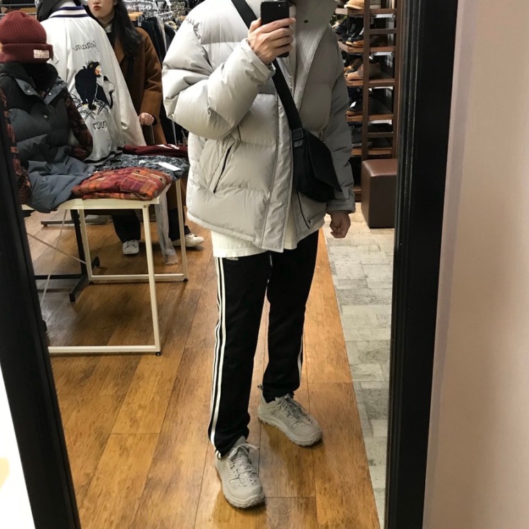 Hoka Tor Ultra Low WP JP Simply Taupe 착용 스타일