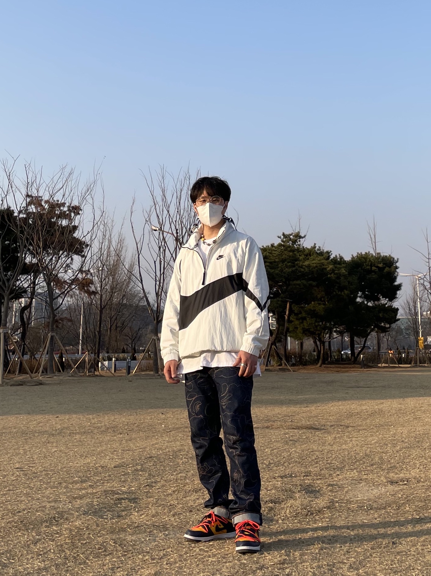 Nike x Off-White Dunk Low University Gold Midnight Navy, BAPE x Levi's Camo 501 93 Model Indigo 착용 스타일 - 2