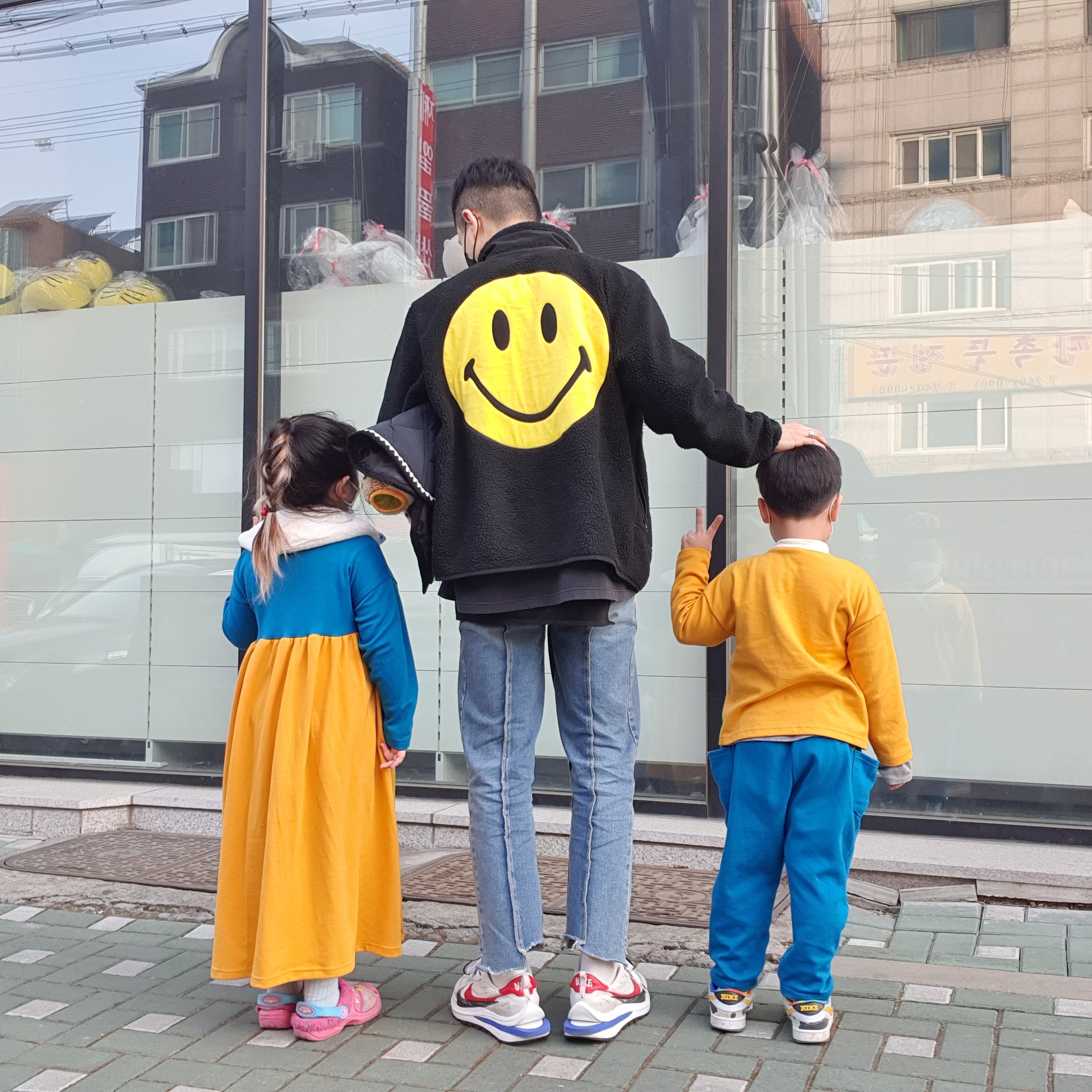 Nike x Sacai VaporWaffle Royal Fuchsia 착용 스타일 - 1