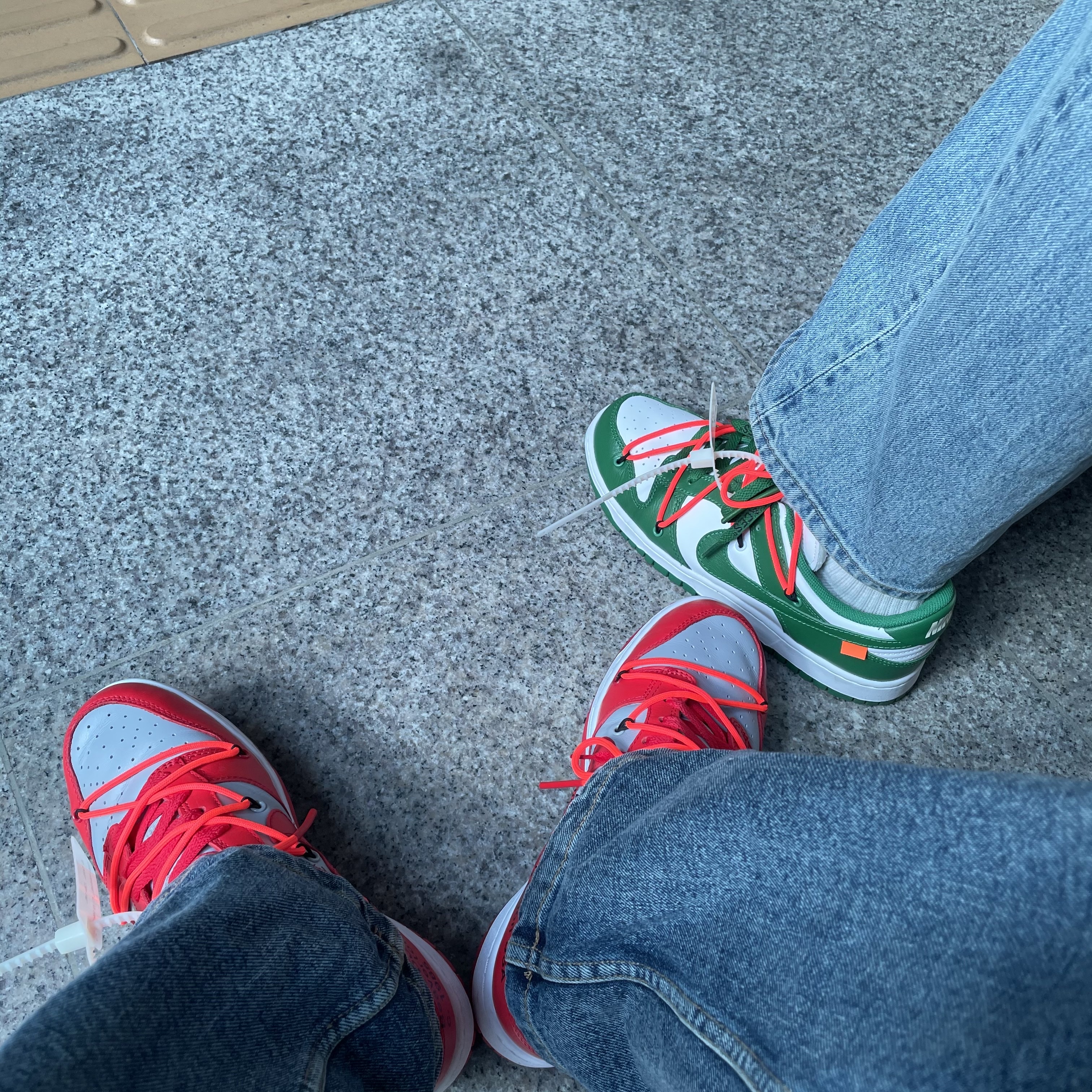 Nike x Off-White Dunk Low University Red, Nike x Off-White Dunk Low Pine Green 착용 스타일 - 2