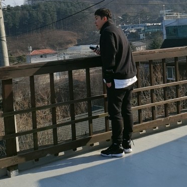 Jordan 11 Retro Jubilee, Essentials Half-Zip Pullover Weathered Black - 20FW 착용 스타일