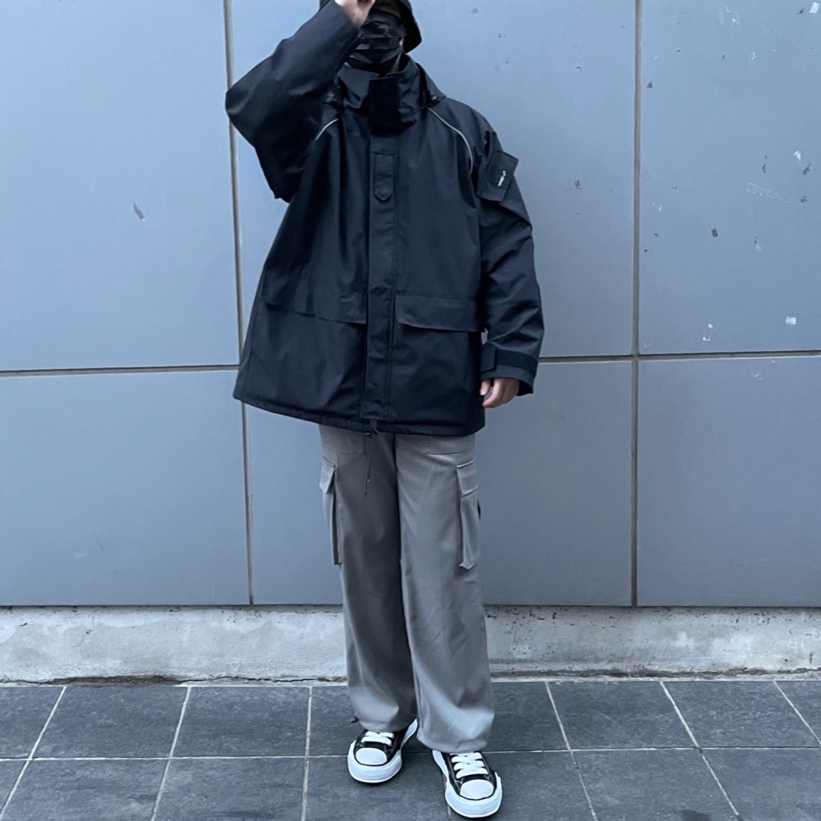 Maison Mihara Yasuhiro Peterson OG Sole Canvas Low Sneakers Black 착용 스타일
