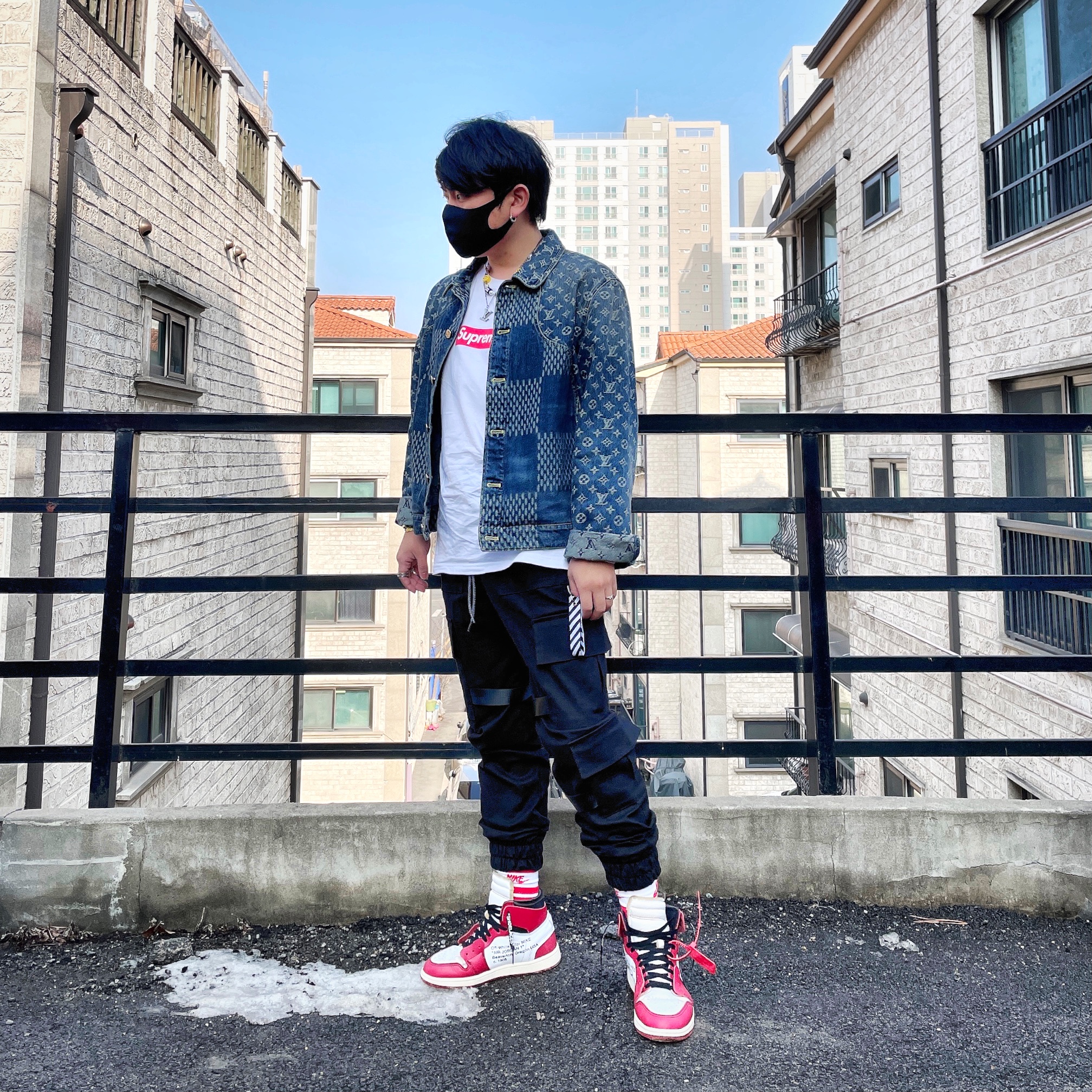 Jordan 1 x Off-White Retro High Chicago The Ten, Supreme Box Logo L/S T-Shirt White - 20FW 착용 스타일 - 1