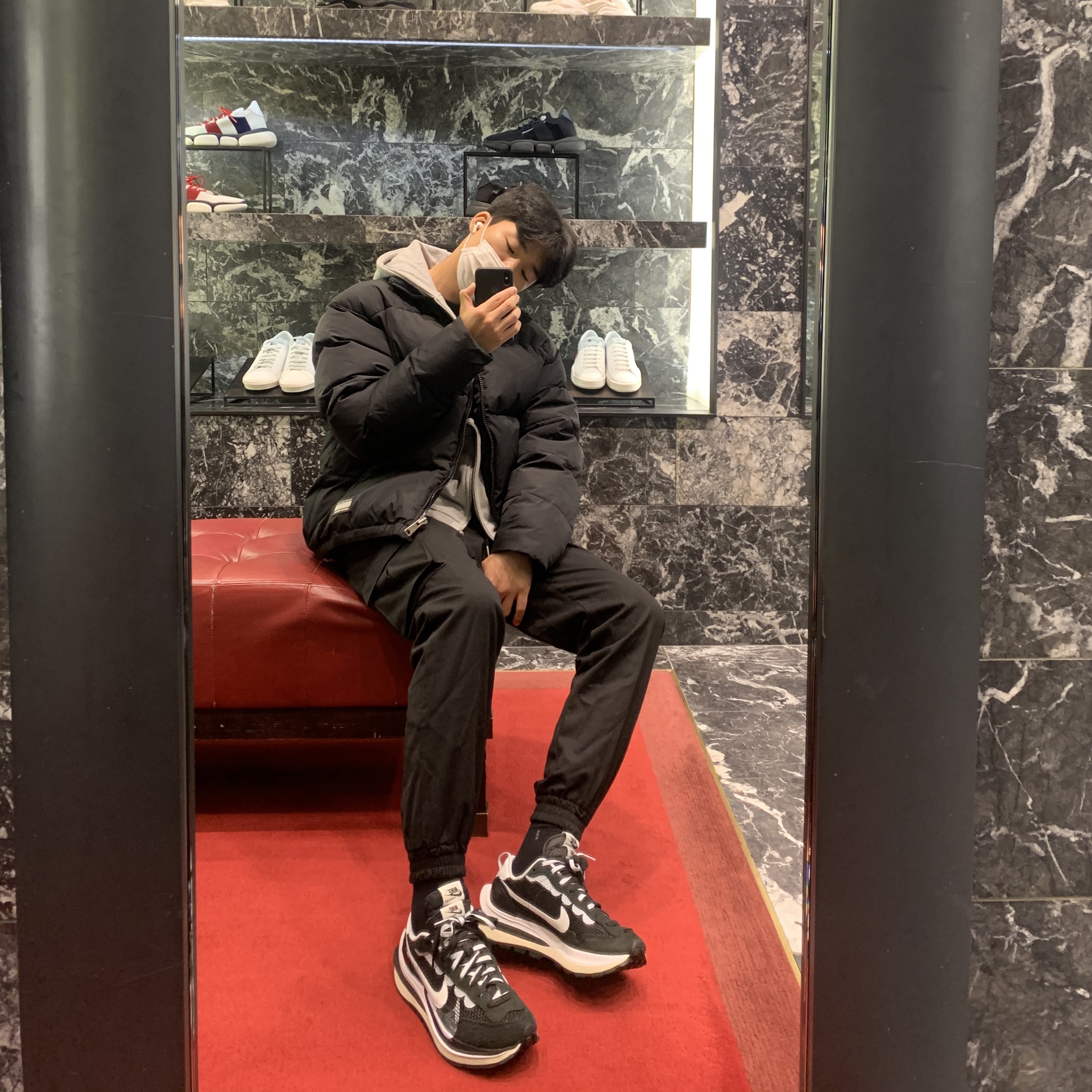 Nike x Sacai VaporWaffle Black White 착용 스타일