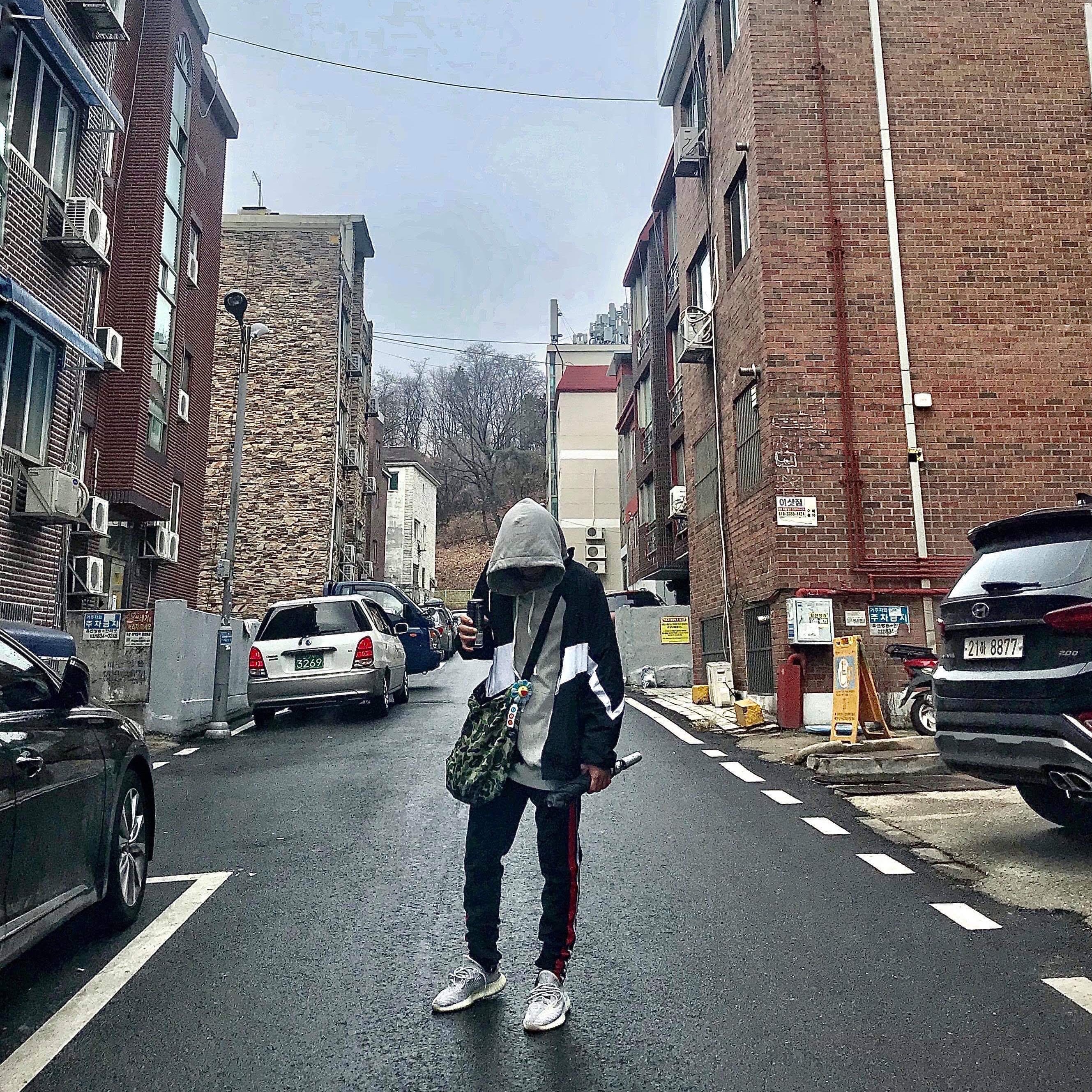 Adidas Yeezy Boost 350 V2 Static - Non-Reflective 2018 착용 스타일
