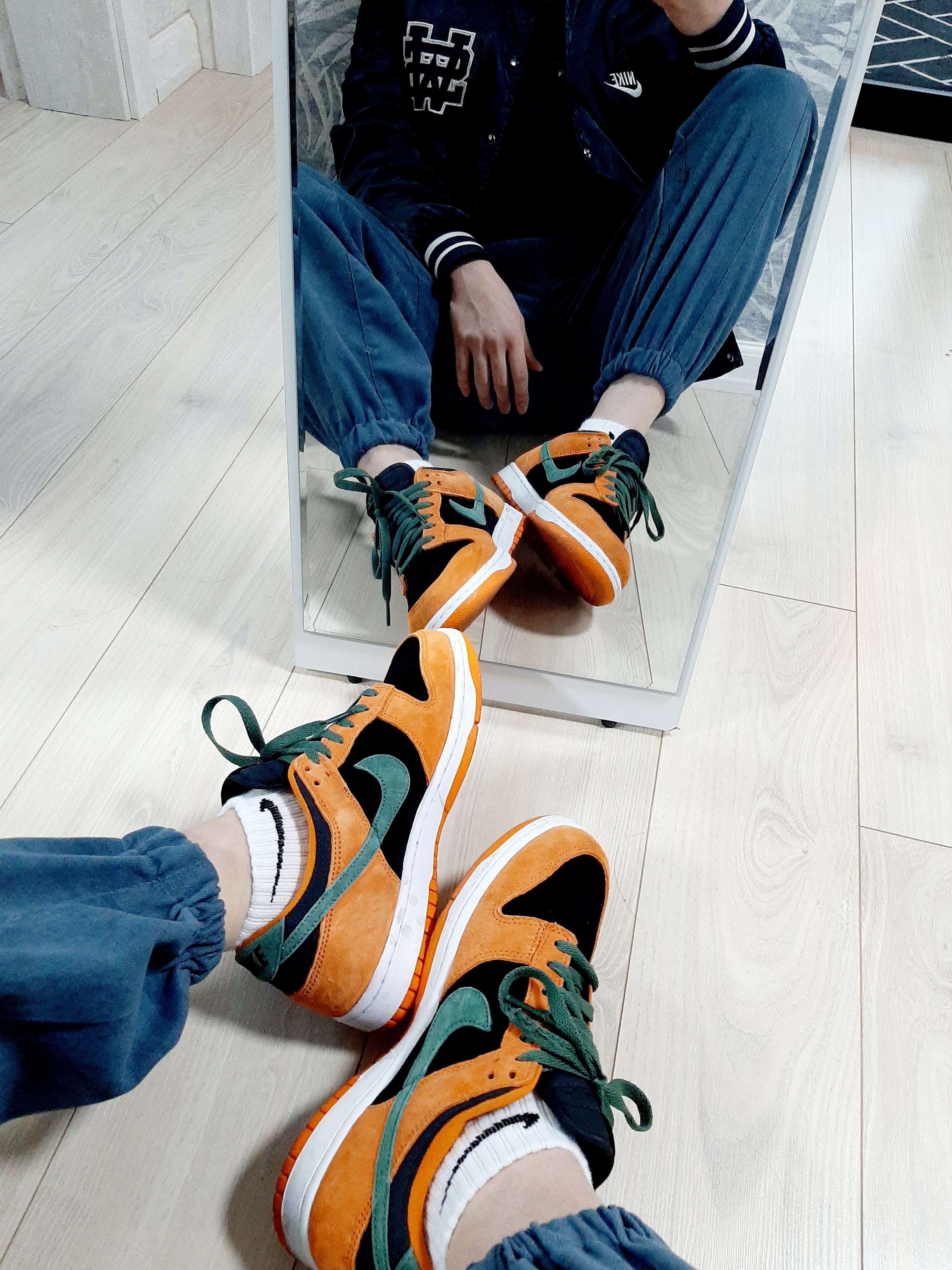 Nike Dunk Low SP Ceramic 착용 스타일