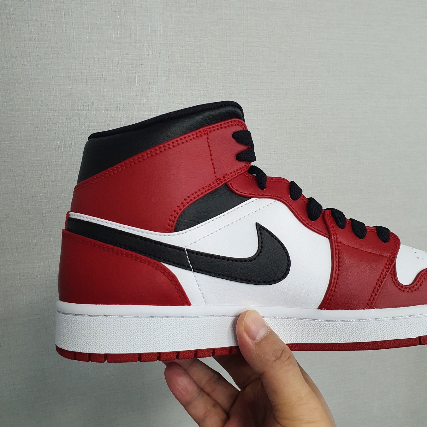 Jordan 1 Mid Chicago 2020 착용 스타일