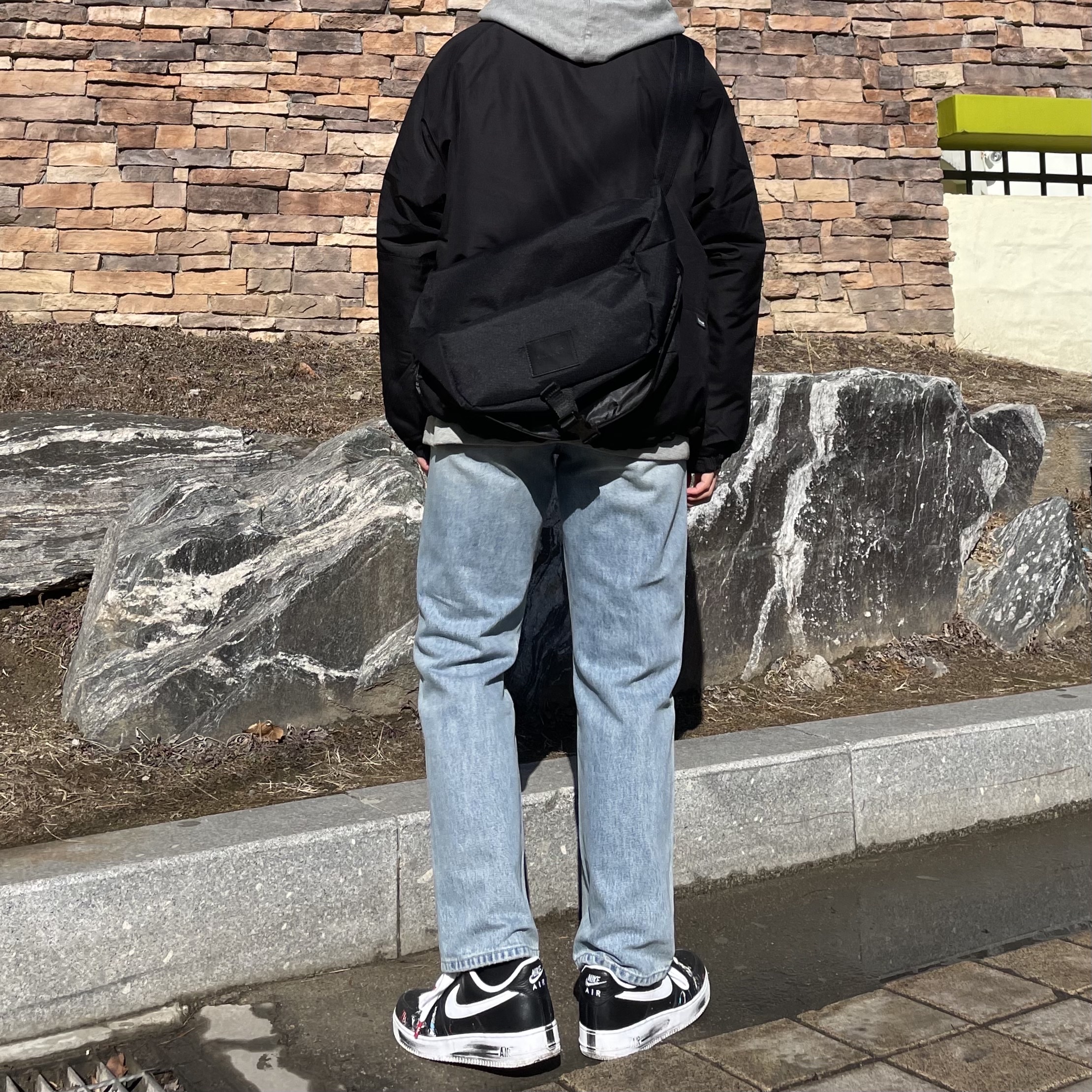 Nike x Peaceminusone Air Force 1 Low Para-Noise 착용 스타일