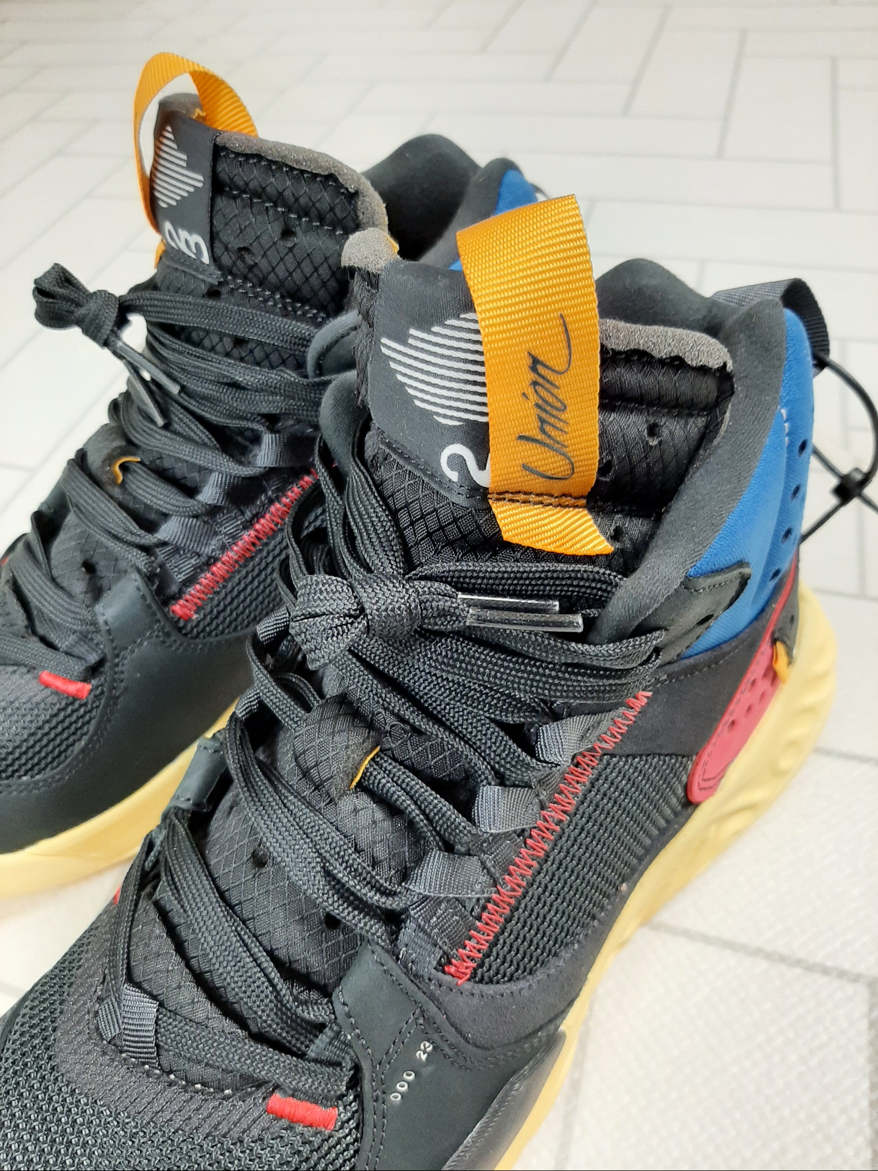 Jordan x Union Delta Mid Off Noir 착용 스타일 - 2