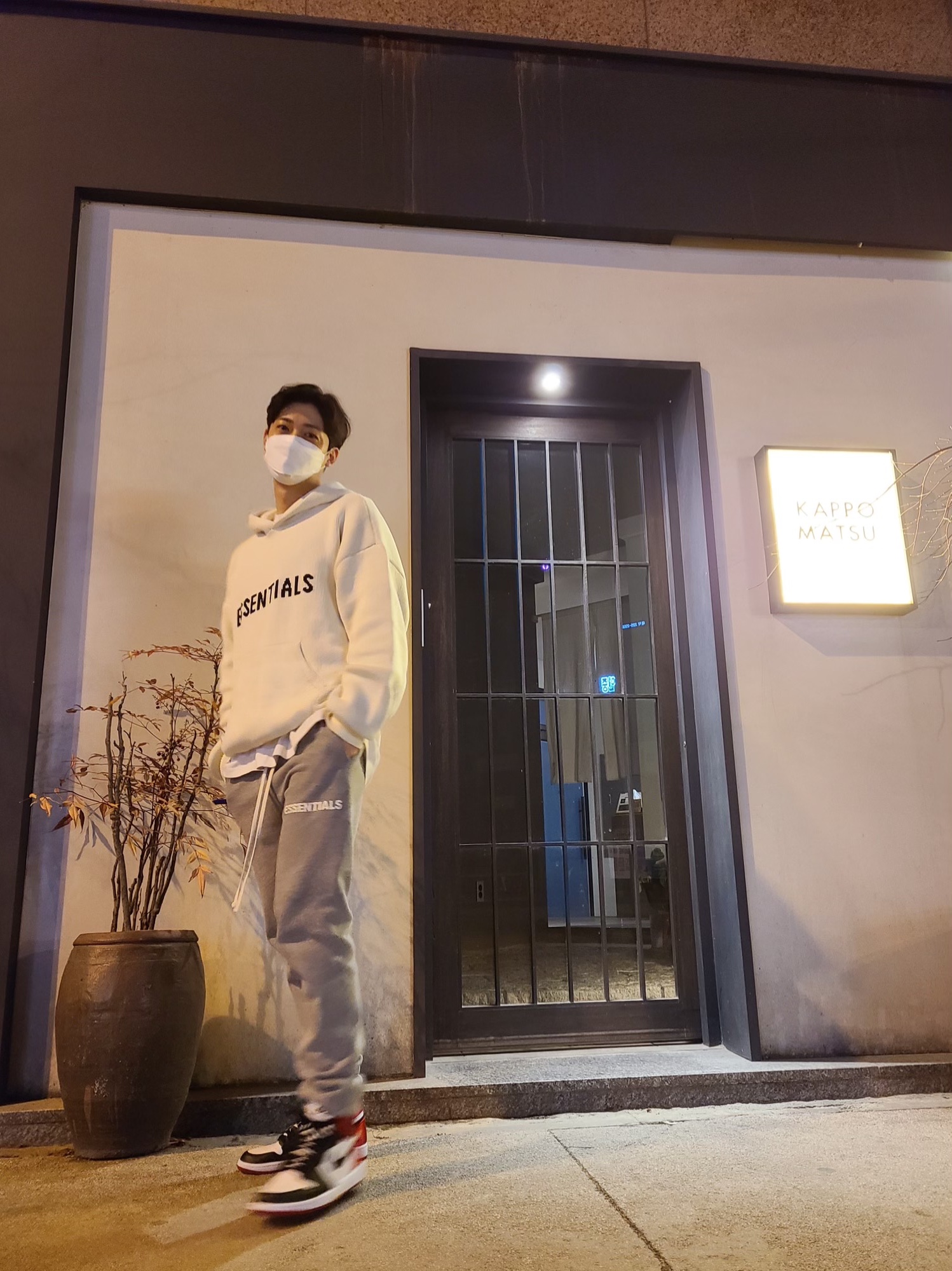 Essentials Knit Hoodie Cream - 20FW, (W) Jordan 1 Retro High Satin Black Toe 착용 스타일 - 2