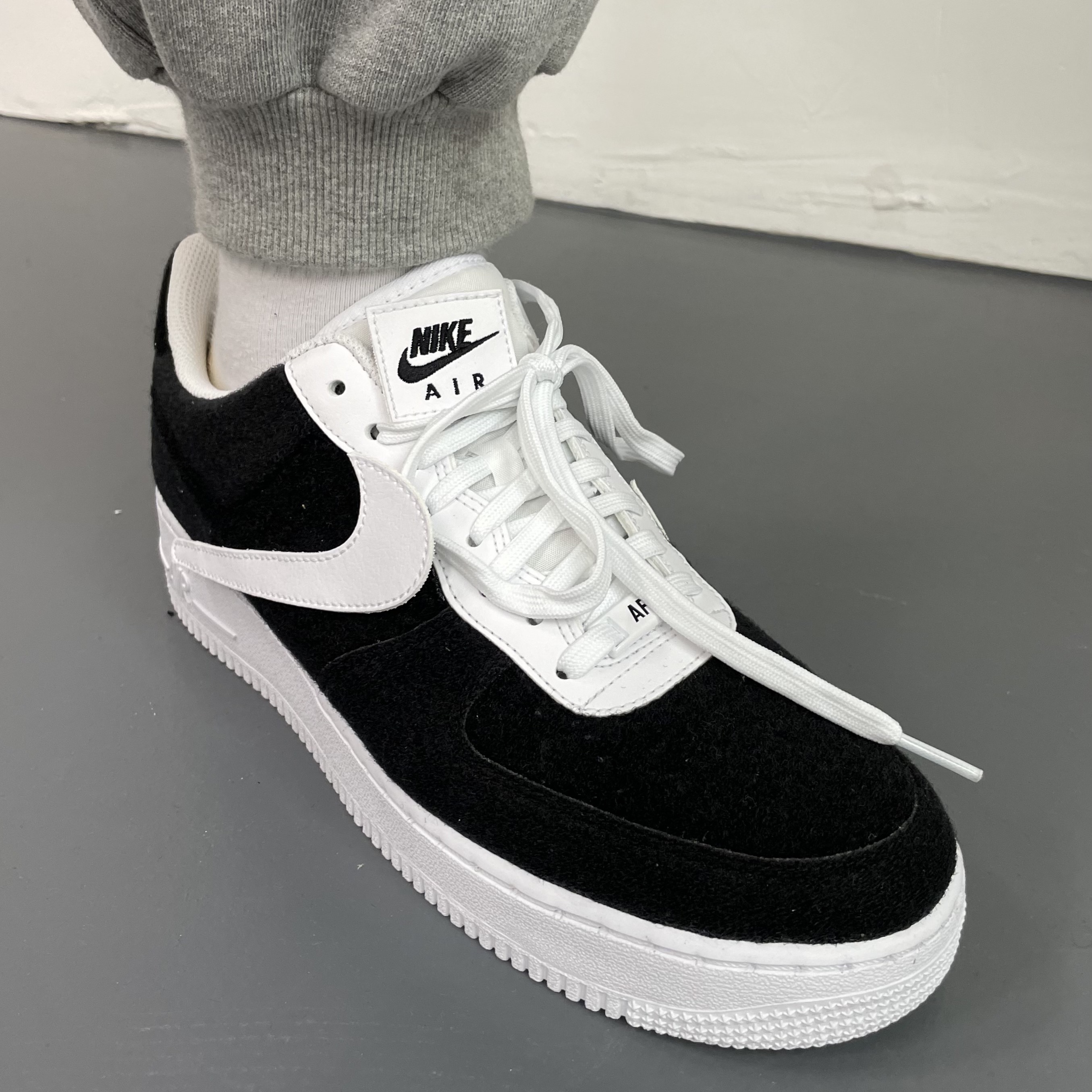 Nike Air Force 1/1 Cosmic Clay 착용 스타일 - 4