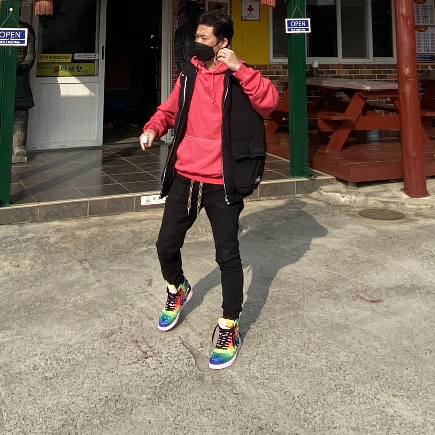 Jordan 1 x J Balvin Retro High OG 착용 스타일 - 1
