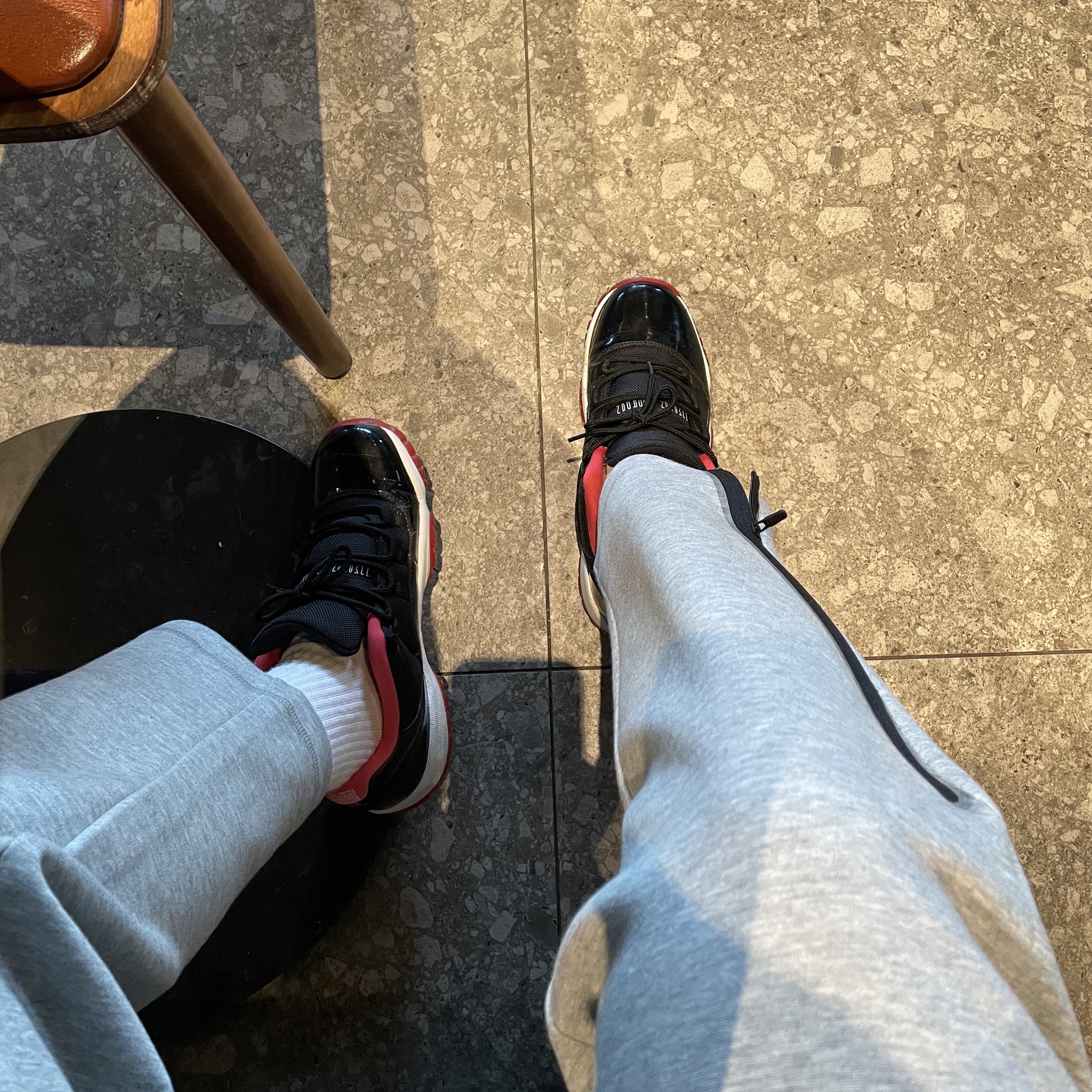 Jordan 11 Retro Low Bred 착용 스타일